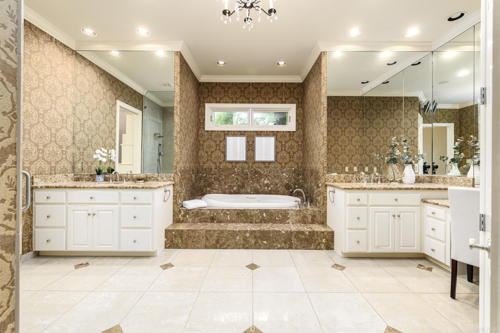 ST JOHNS PLACE ADDN - Residential