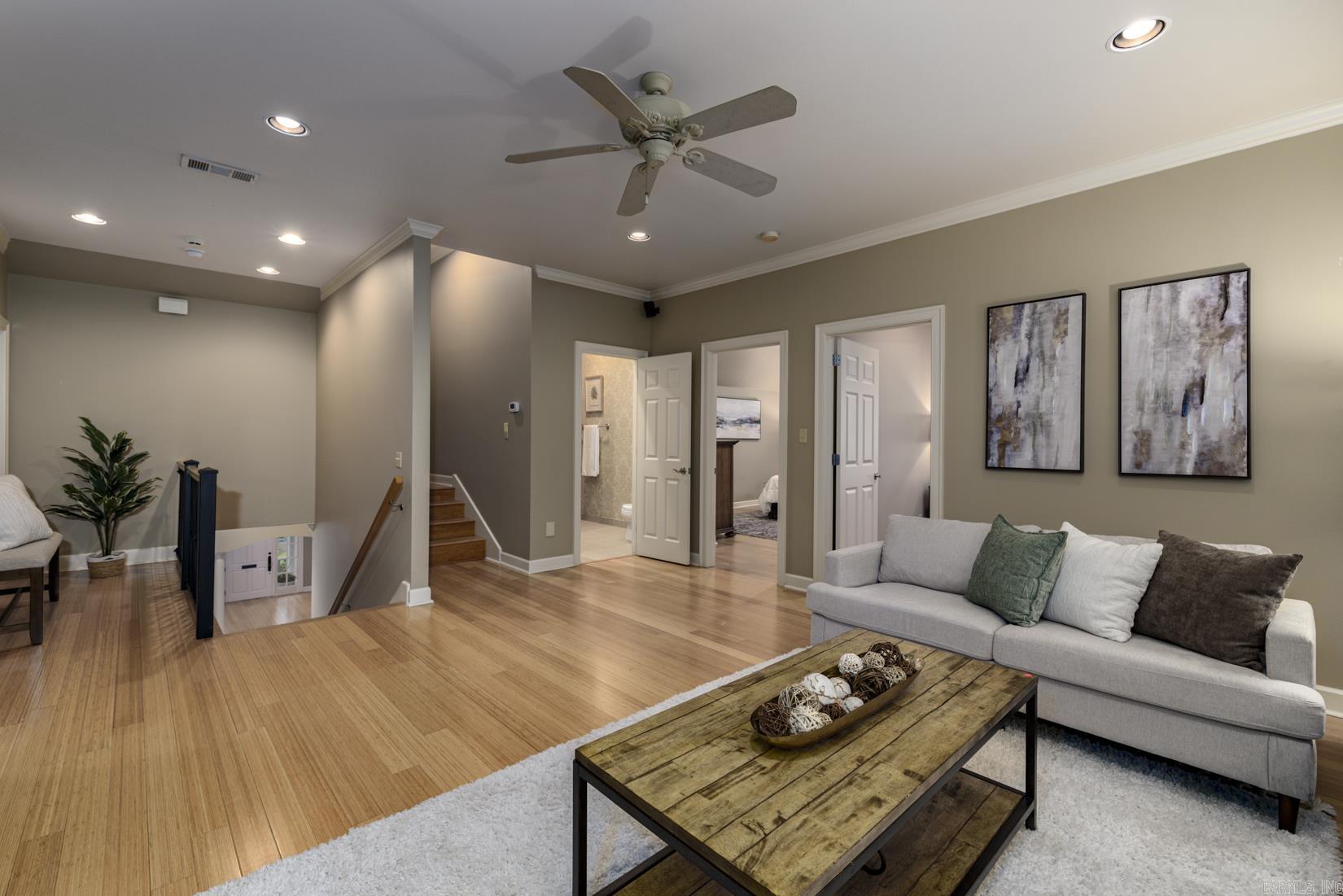 ST JOHNS PLACE ADDN - Residential