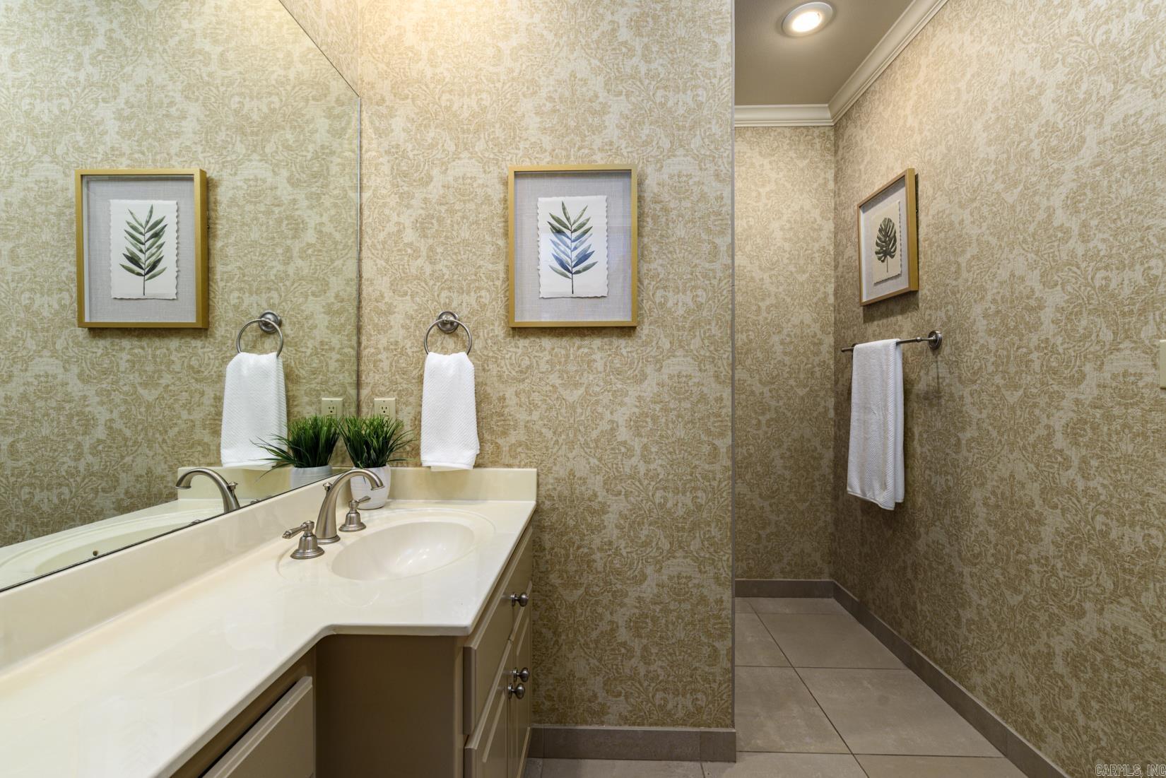 ST JOHNS PLACE ADDN - Residential