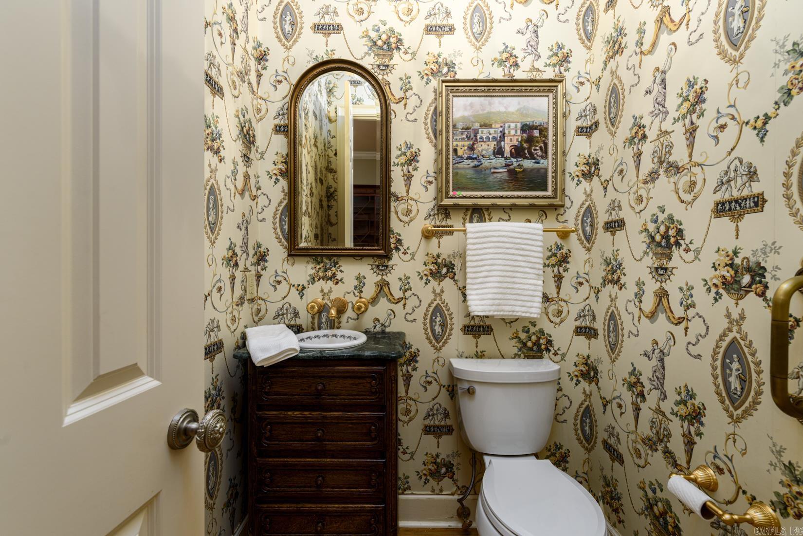 ST JOHNS PLACE ADDN - Residential