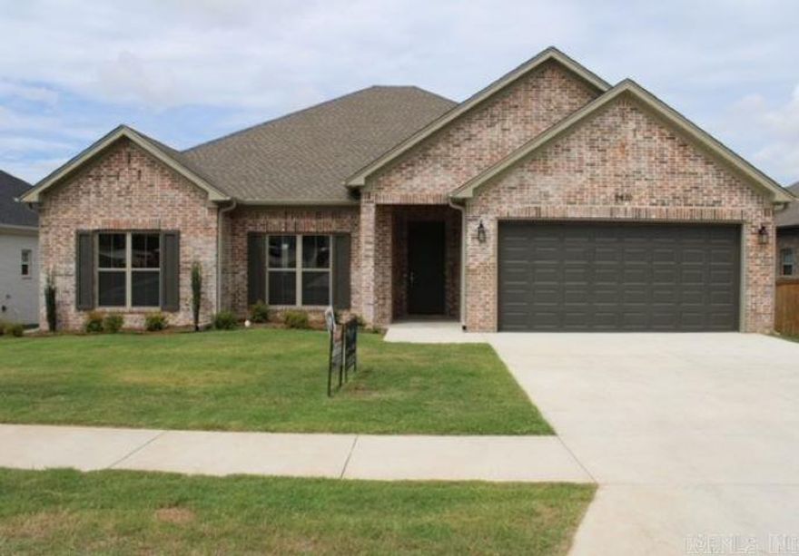NEW CONSTRUCTION in Robynmar Subdivision. Open floor plan, walk in closets, lots of amenities!  ADDED SCREEN PORCH!  DAYS ON MARKET DO NOT REFLECT FINISH DATE  COMPLETION DATE IS AUGUST 1, 2024