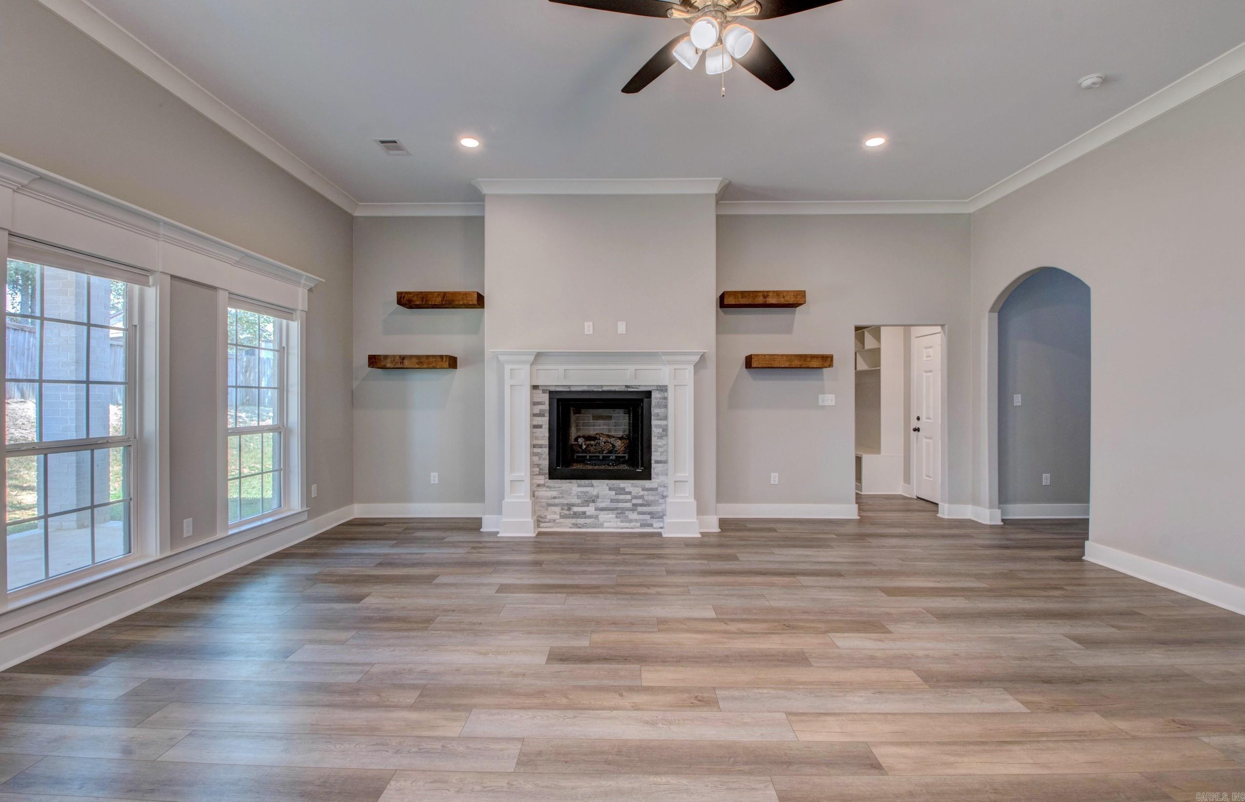 CREEKSIDE ADDN - Residential