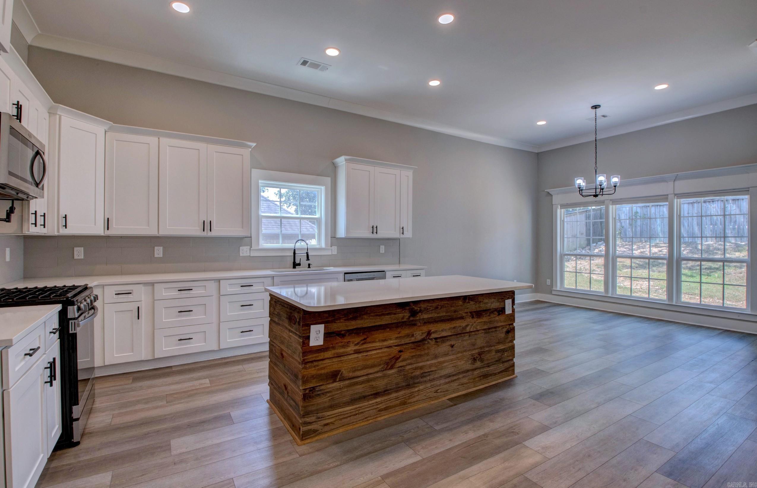 CREEKSIDE ADDN - Residential