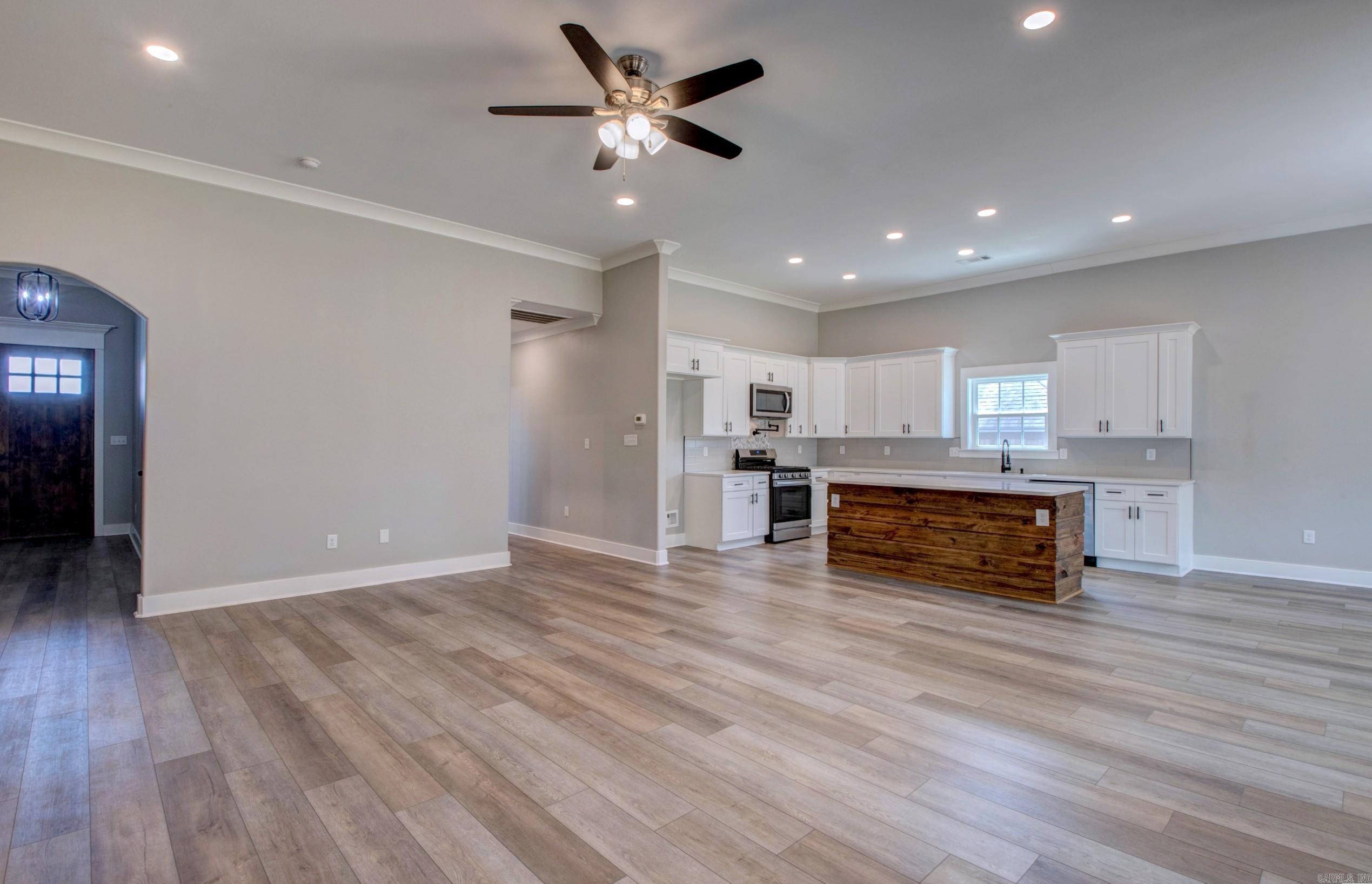 CREEKSIDE ADDN - Residential