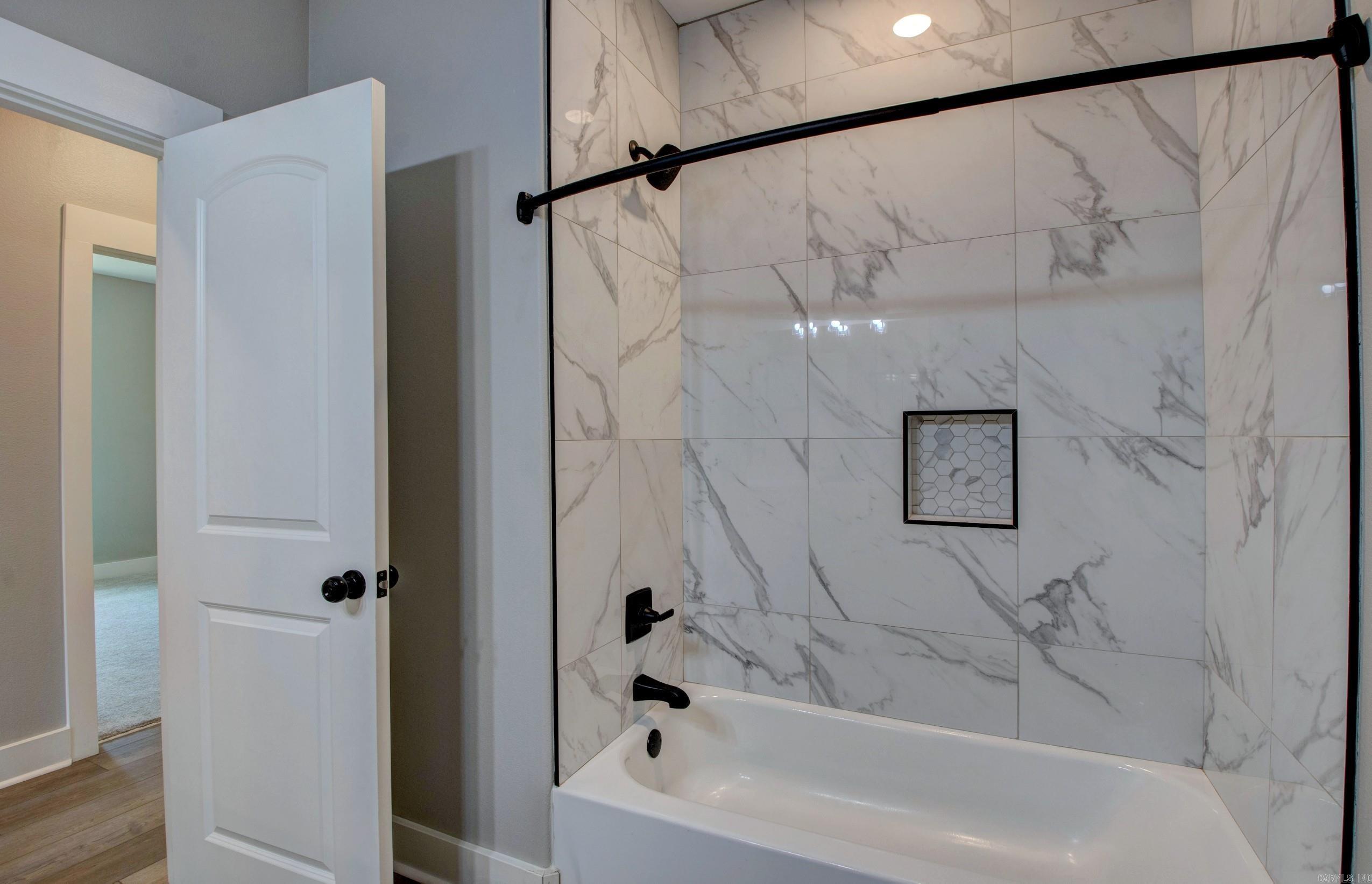 CREEKSIDE ADDN - Residential