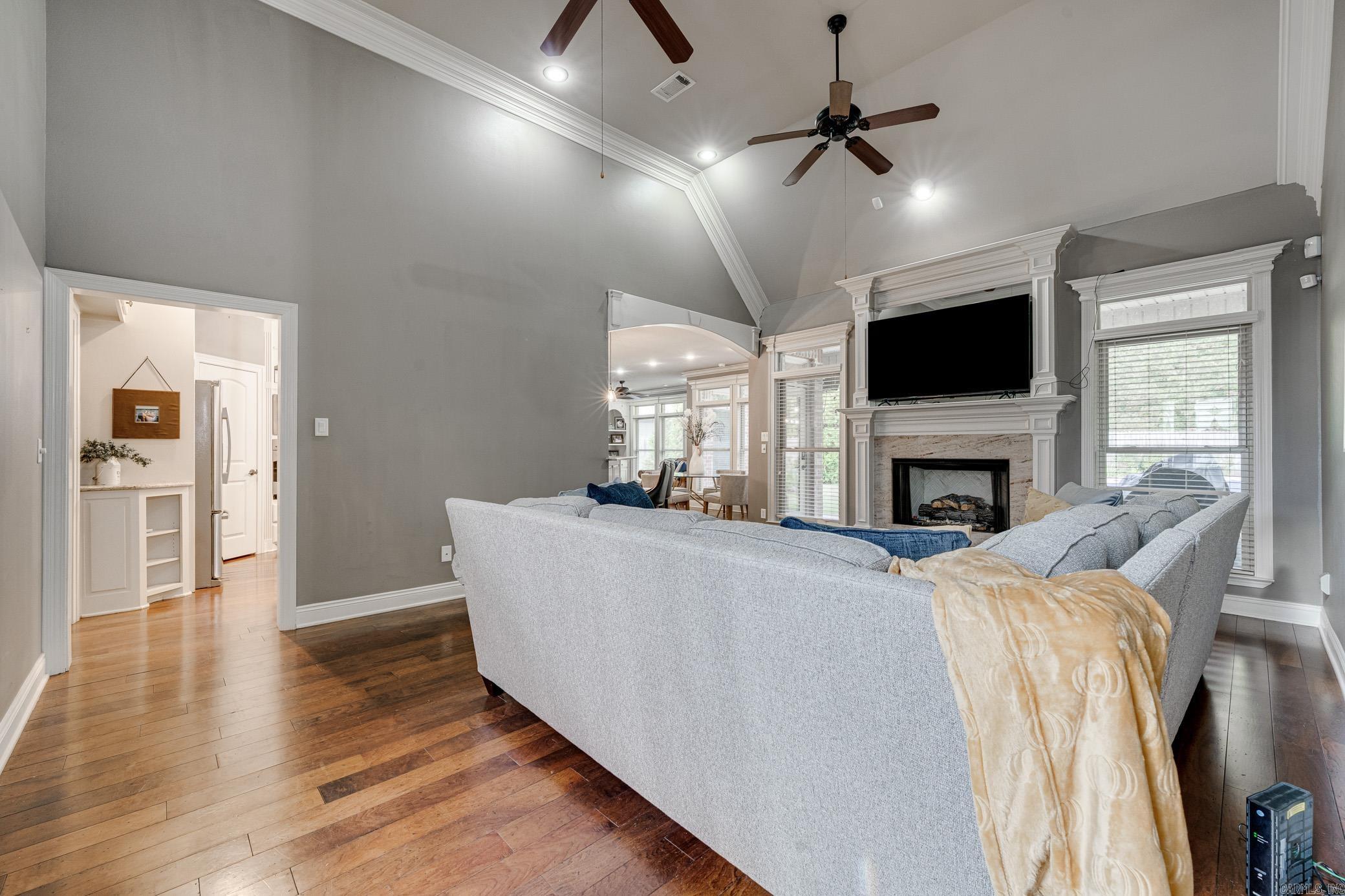 HURRICANE LAKE EST - Residential