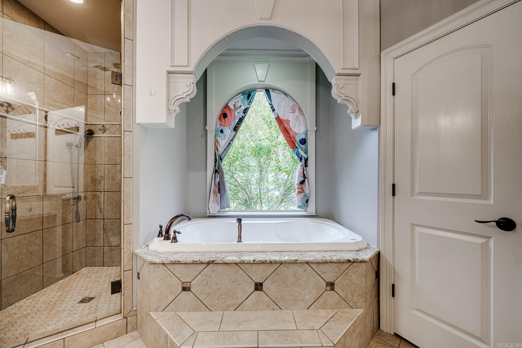 HURRICANE LAKE EST - Residential