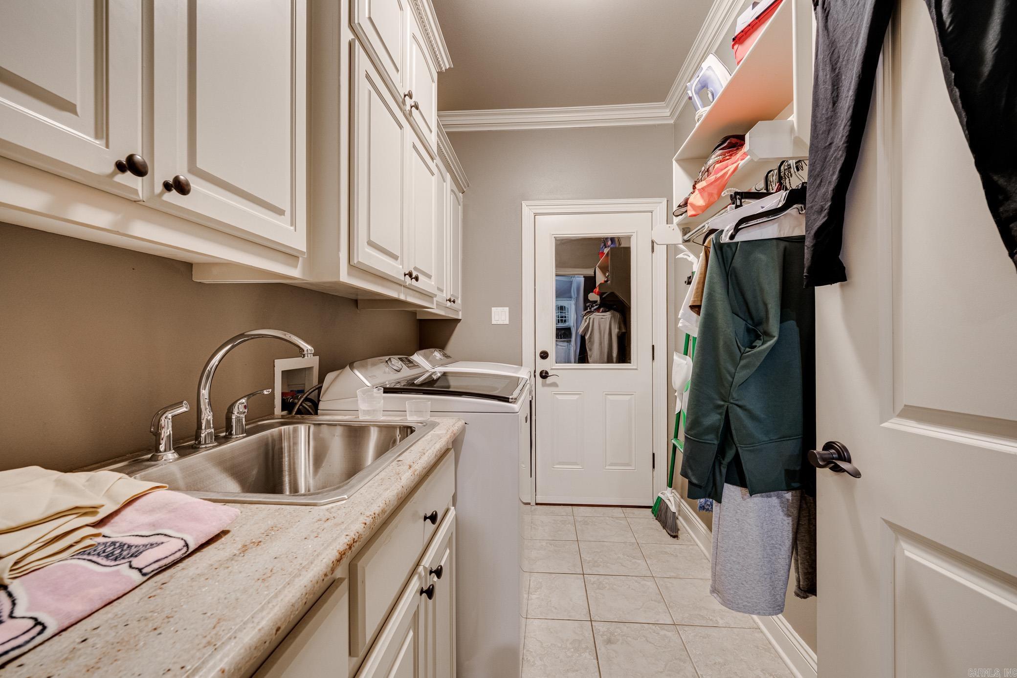 HURRICANE LAKE EST - Residential