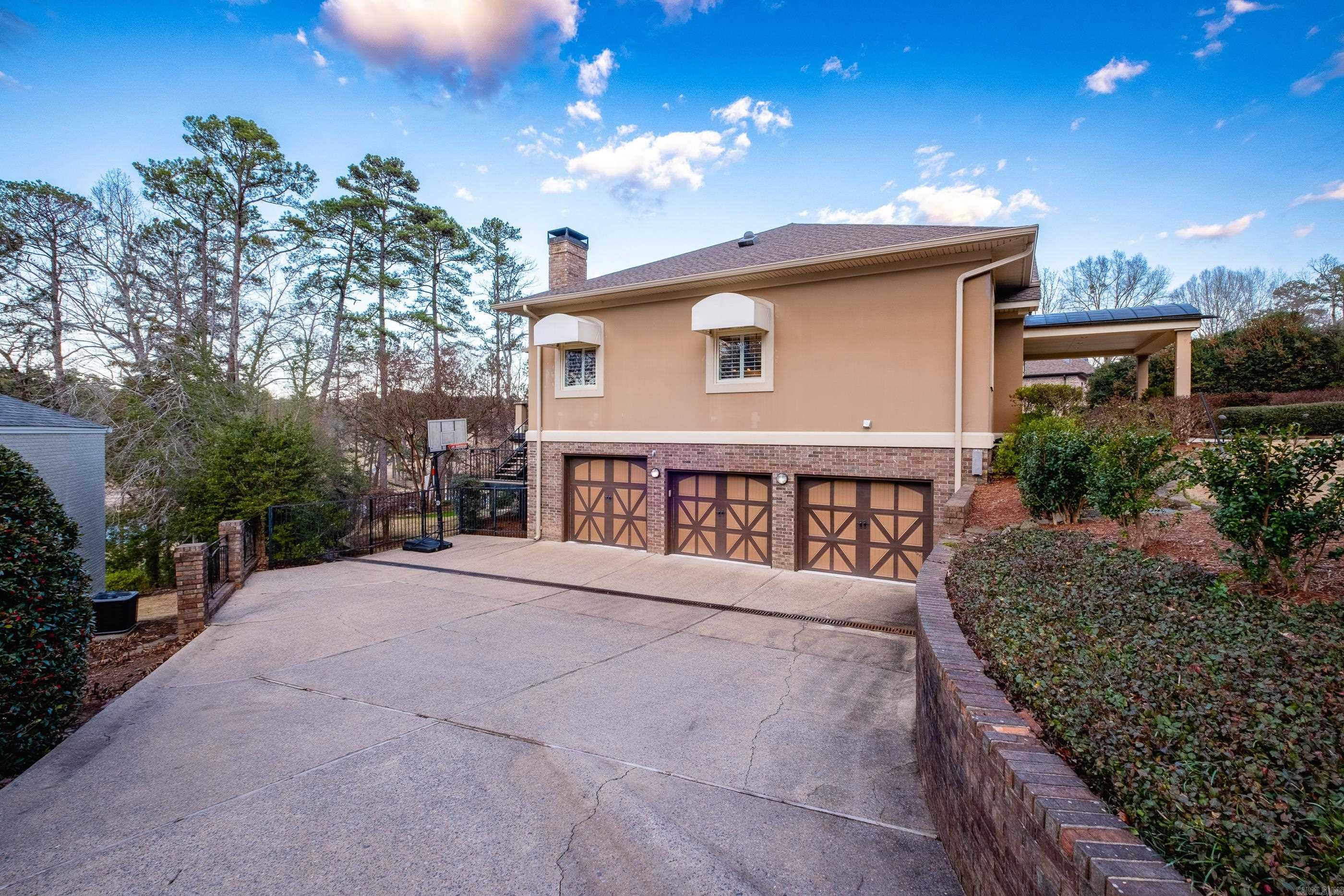 PLEASANT VALLEY - Residential