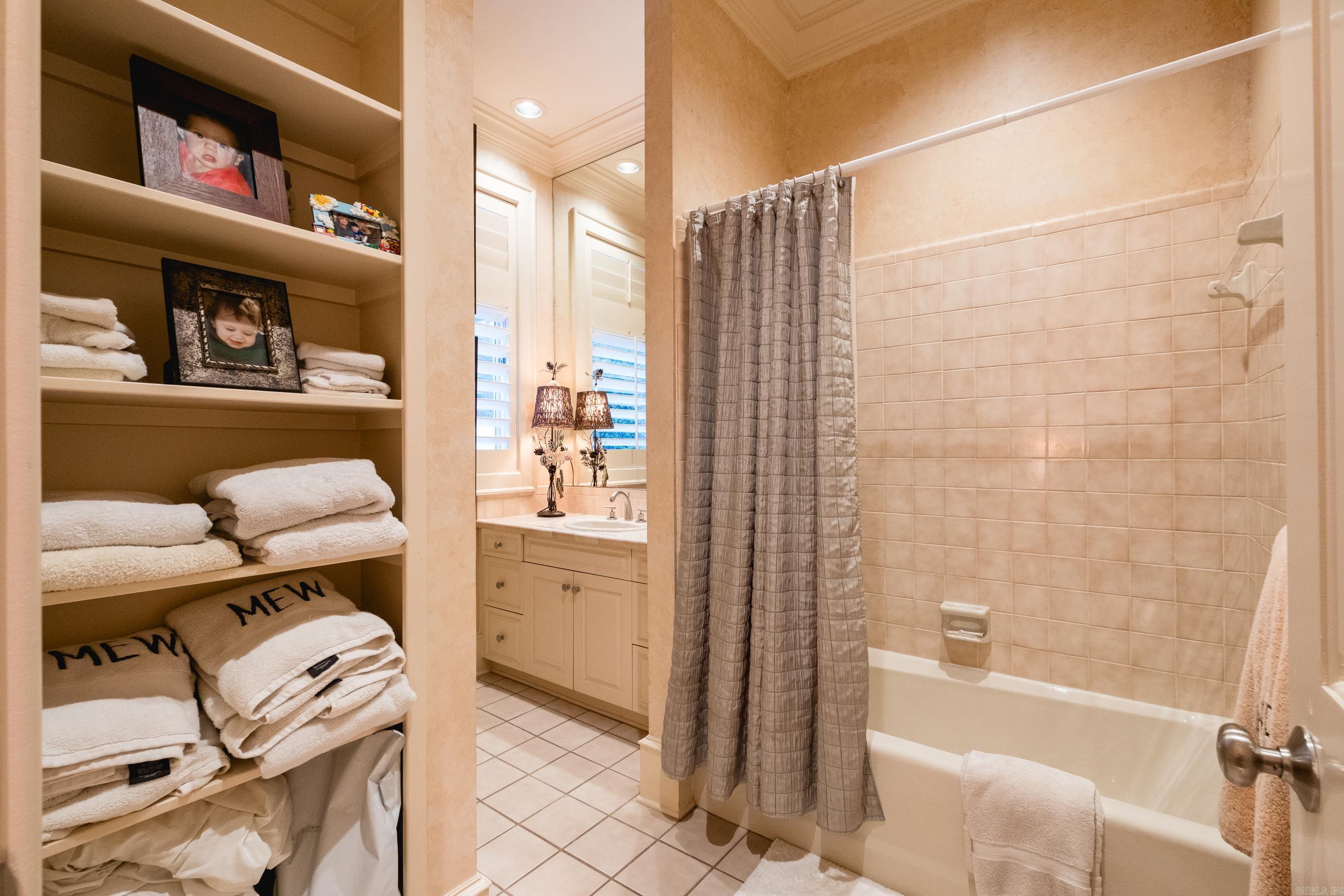 PLEASANT VALLEY - Residential