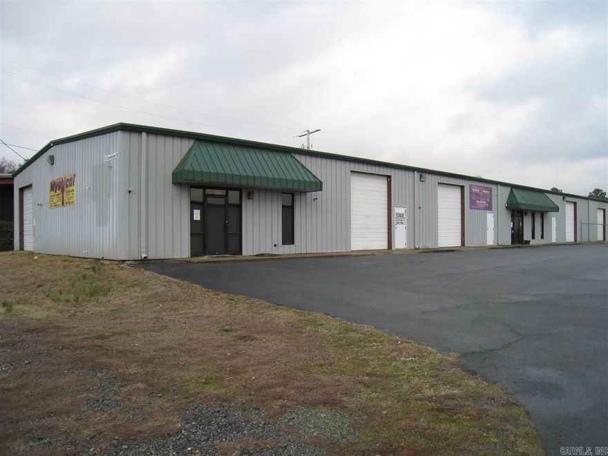 Great Building on 2 level acres close to Interstate 30 in Saline County......The Office/Warehouse Building sits on 1 acre with paved parking and the remaining 1 acre is completely fenced and being used an outside storage rental spaces......The Office/Warehouse could be used by 1 or 2 tenants.....Sold Before Listed