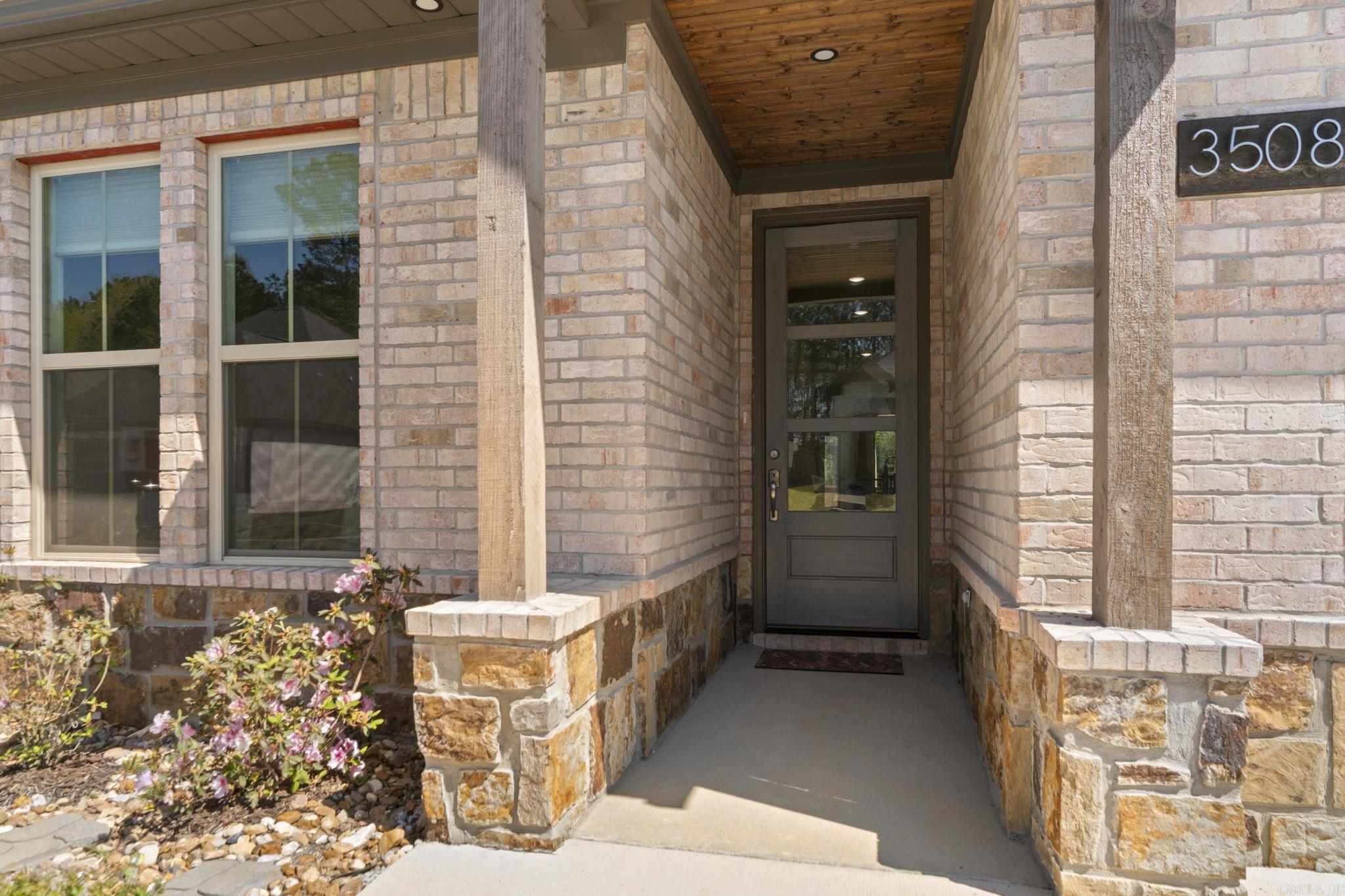 HUNTER CROSSING - Residential