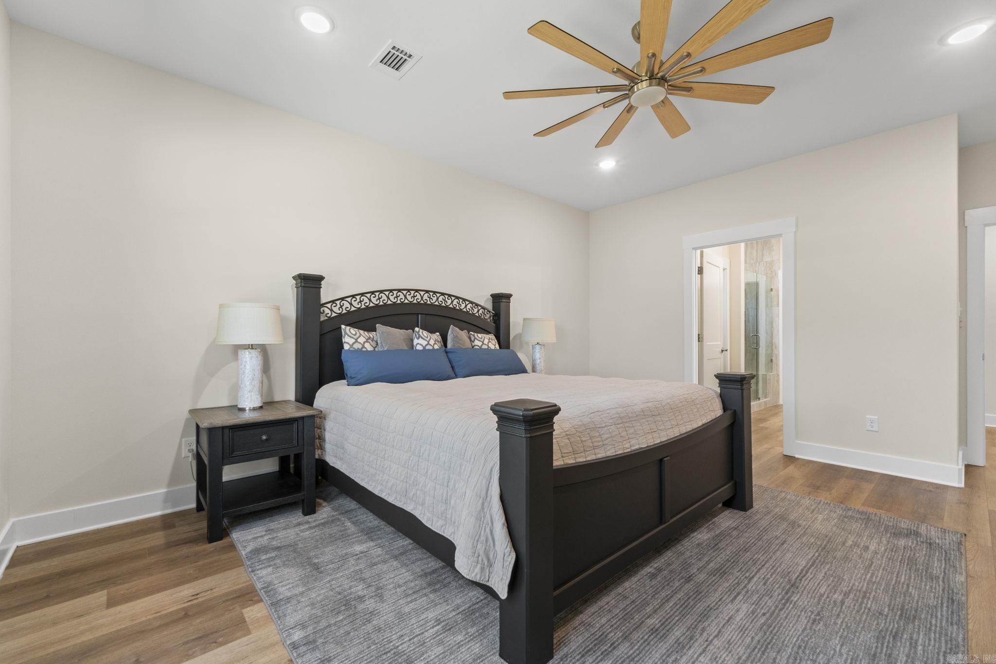 HUNTER CROSSING - Residential