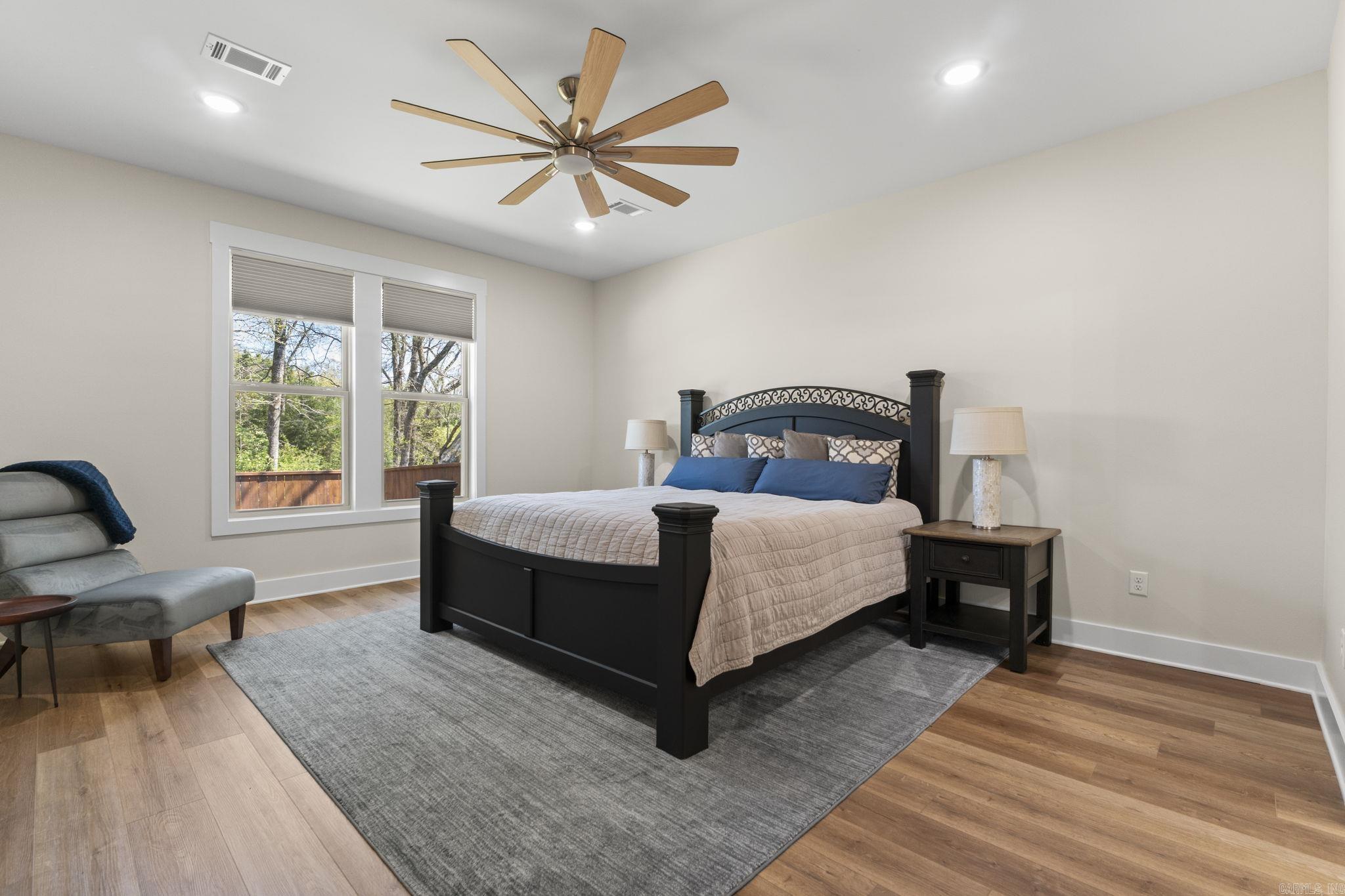 HUNTER CROSSING - Residential