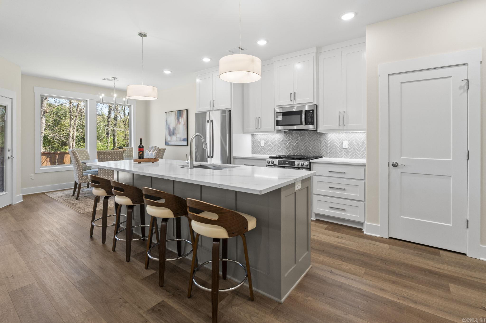 HUNTER CROSSING - Residential