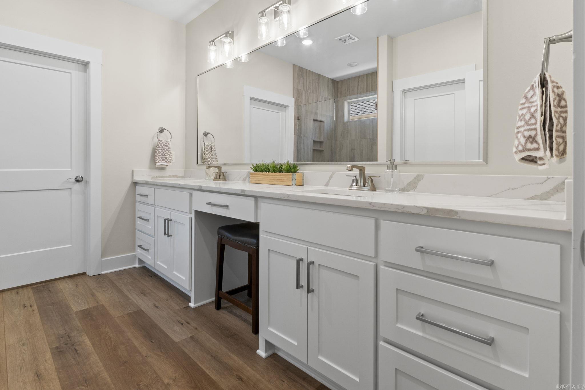 HUNTER CROSSING - Residential