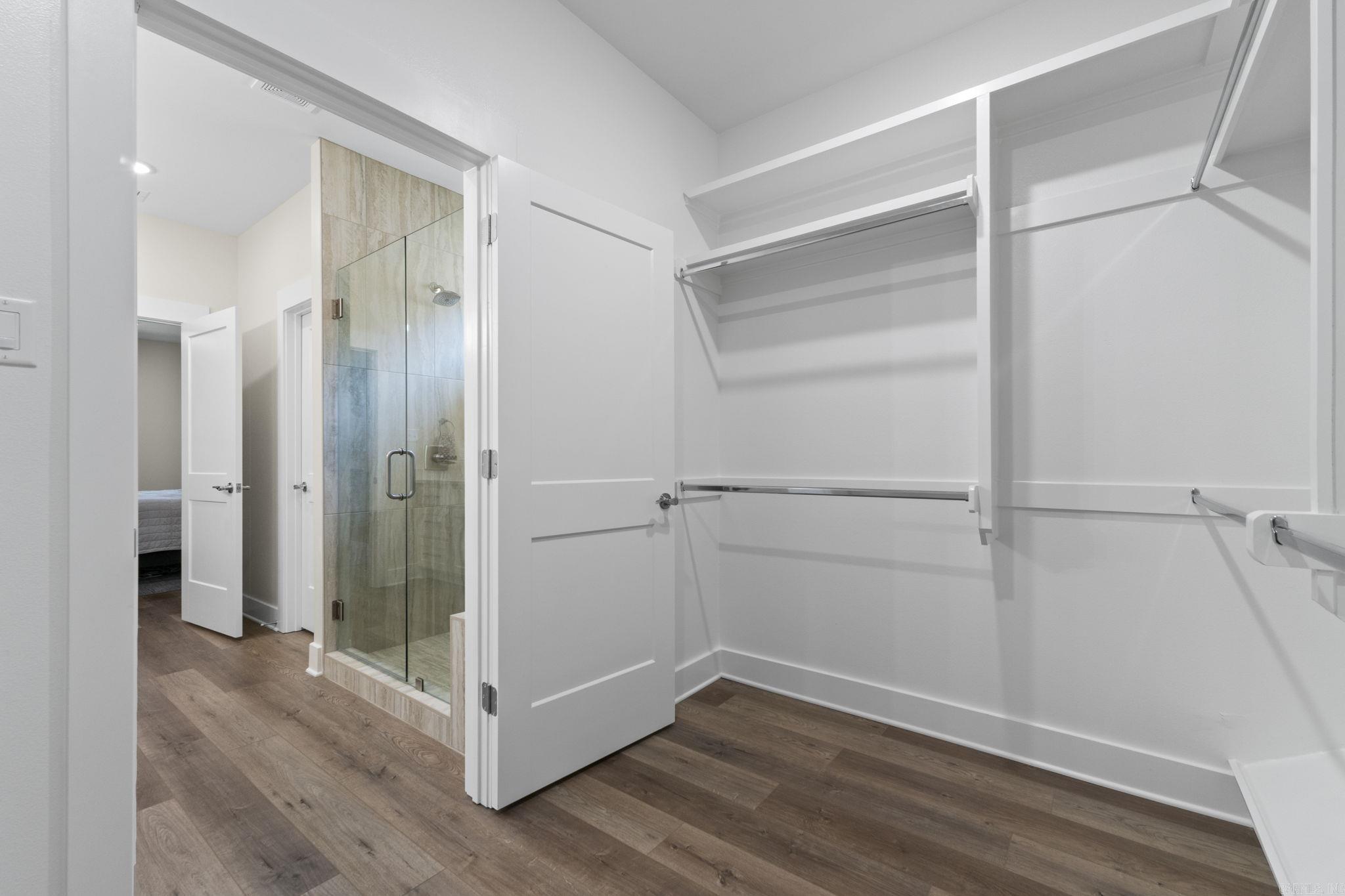 HUNTER CROSSING - Residential