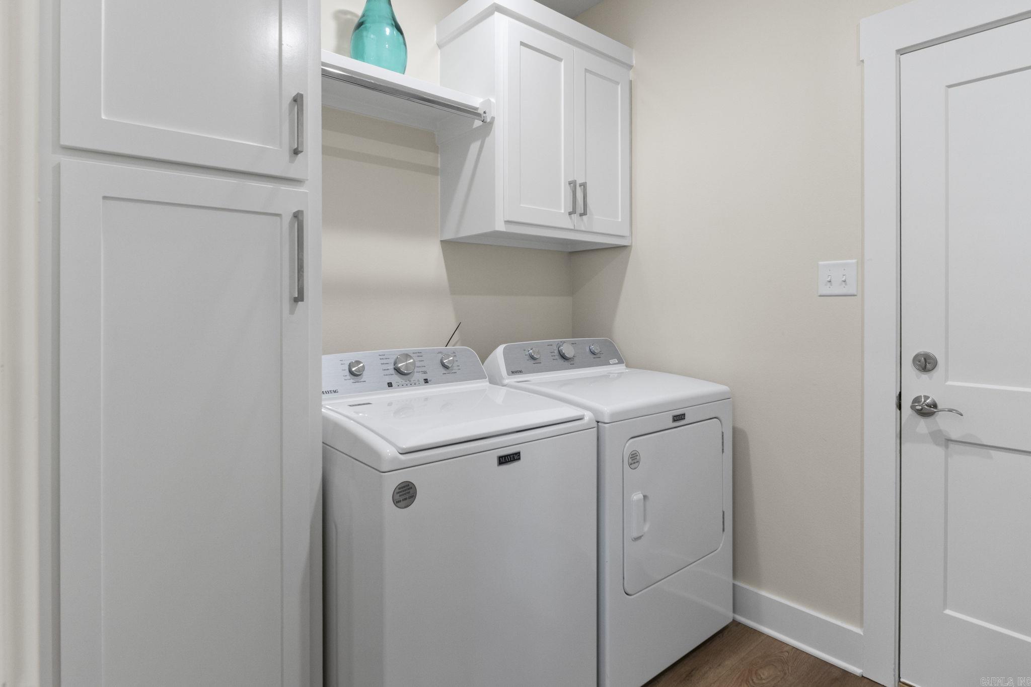 HUNTER CROSSING - Residential