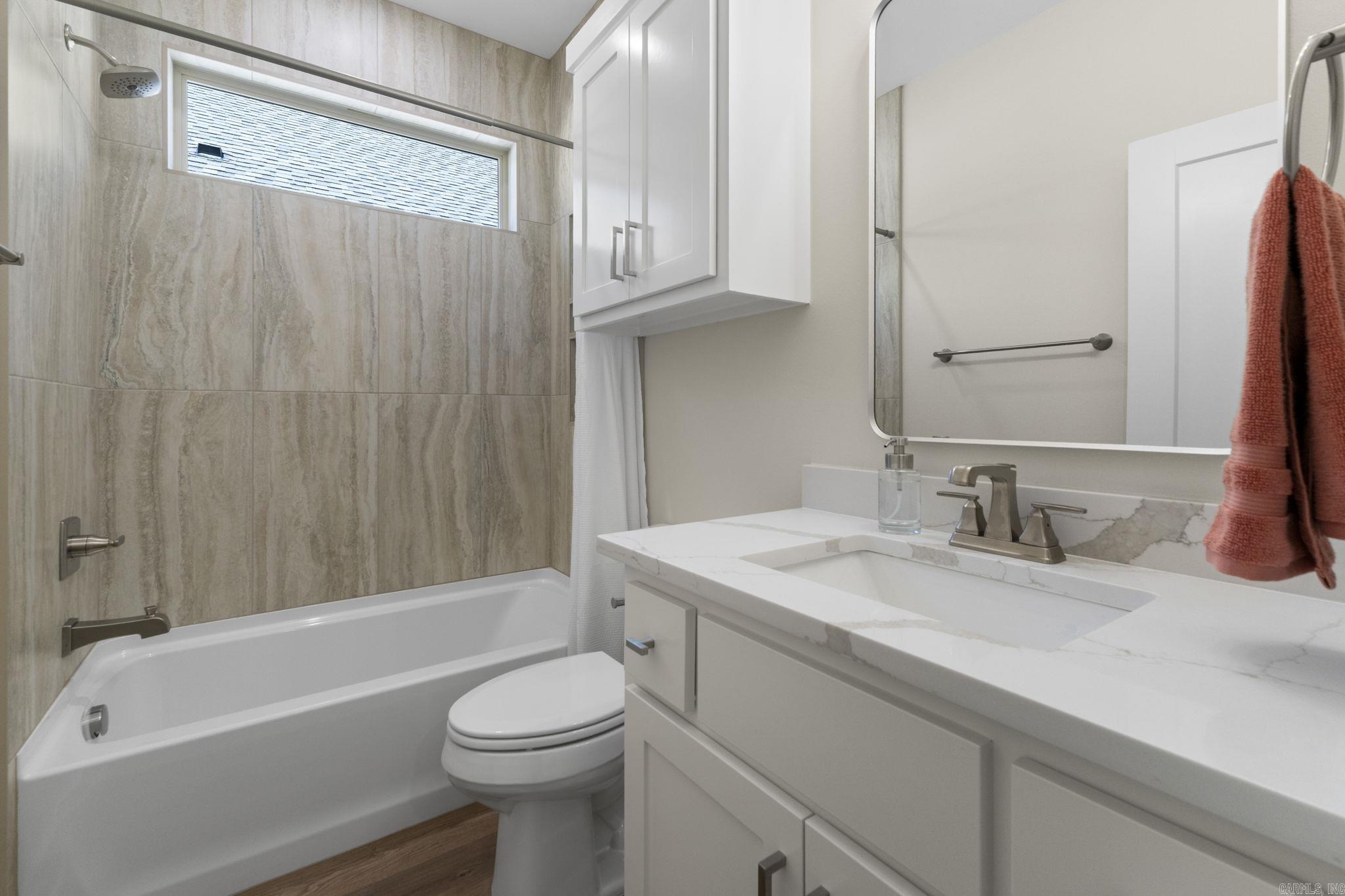 HUNTER CROSSING - Residential