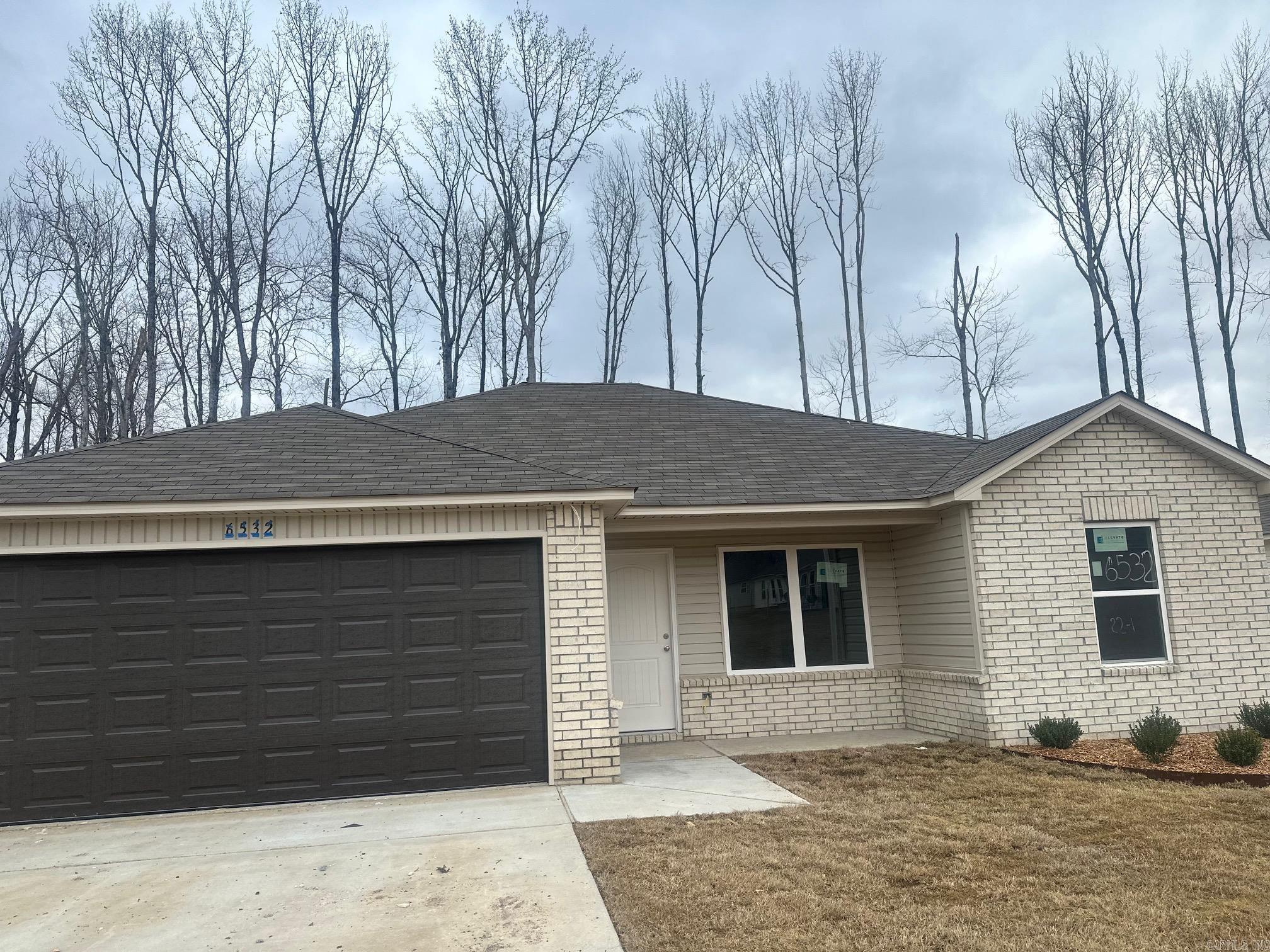 TRAMMEL ESTATES - Residential