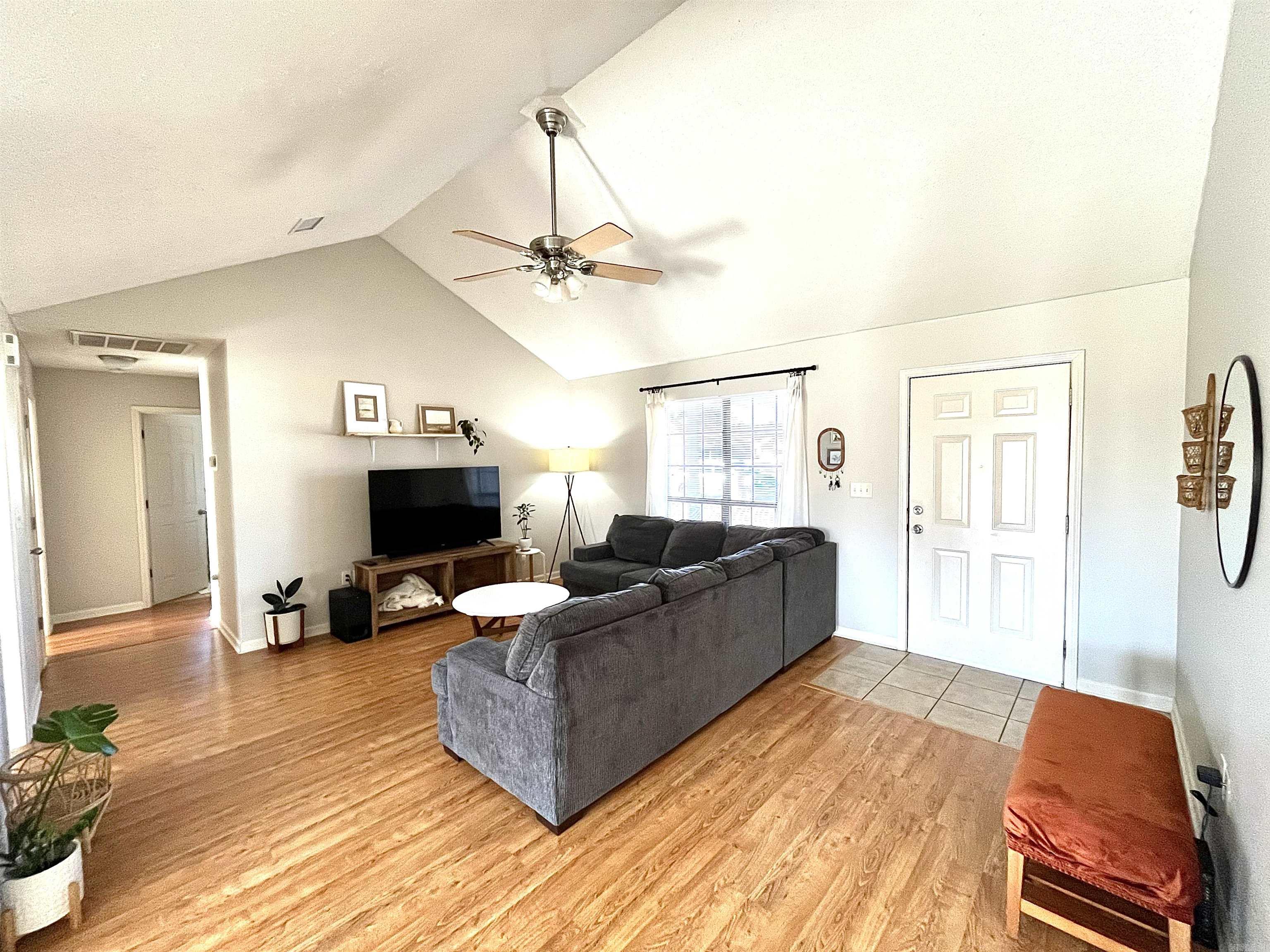 JEWELS ESTATES - Residential