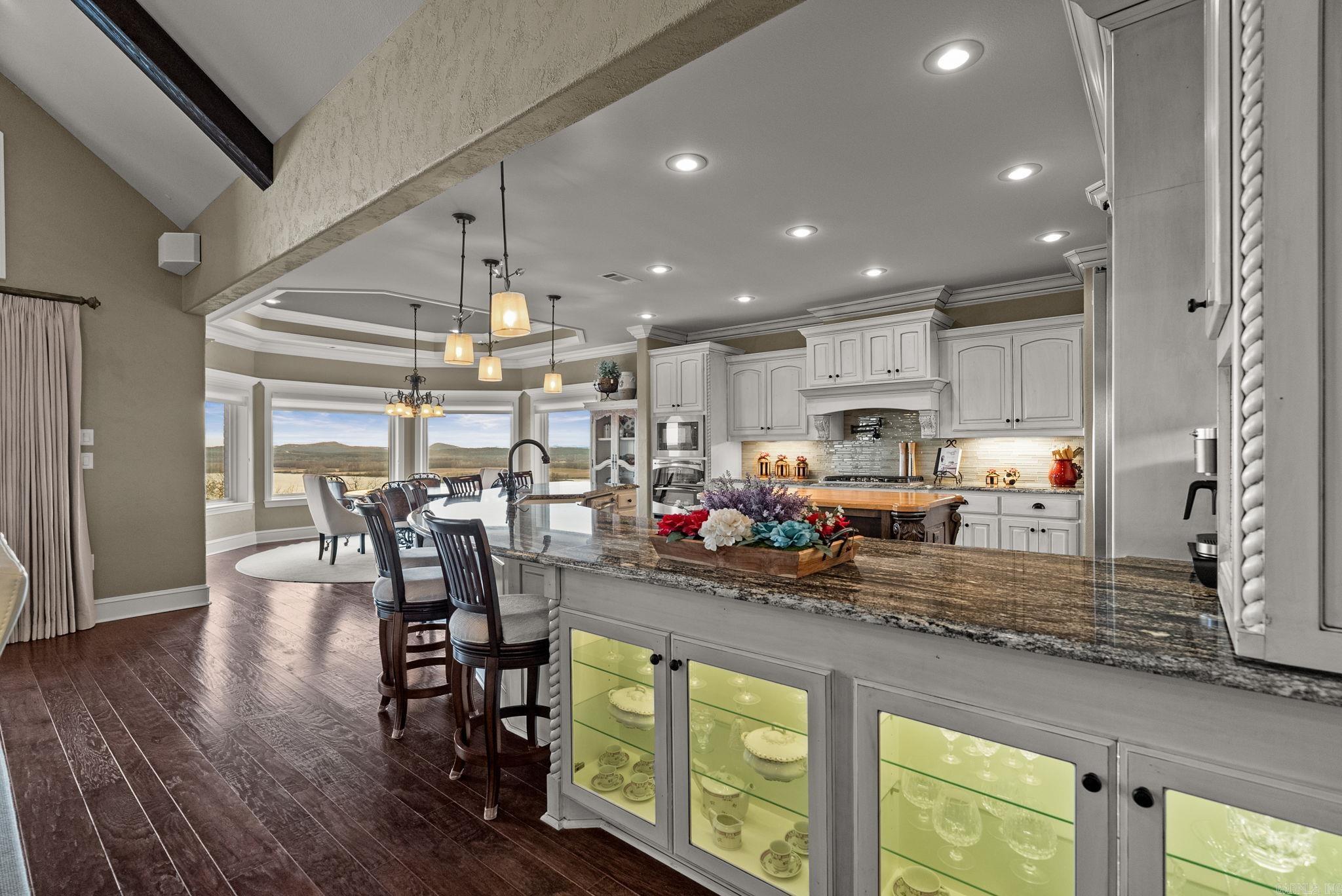 MOUNTAIN CREST ESTATES - Residential