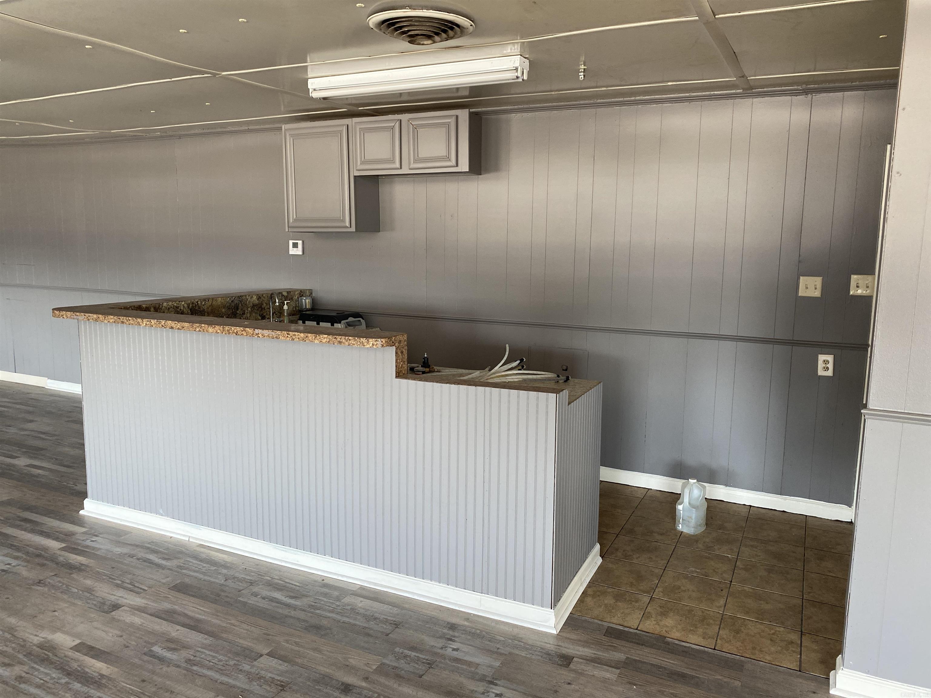 Metes & Bounds - Commercial Sale
