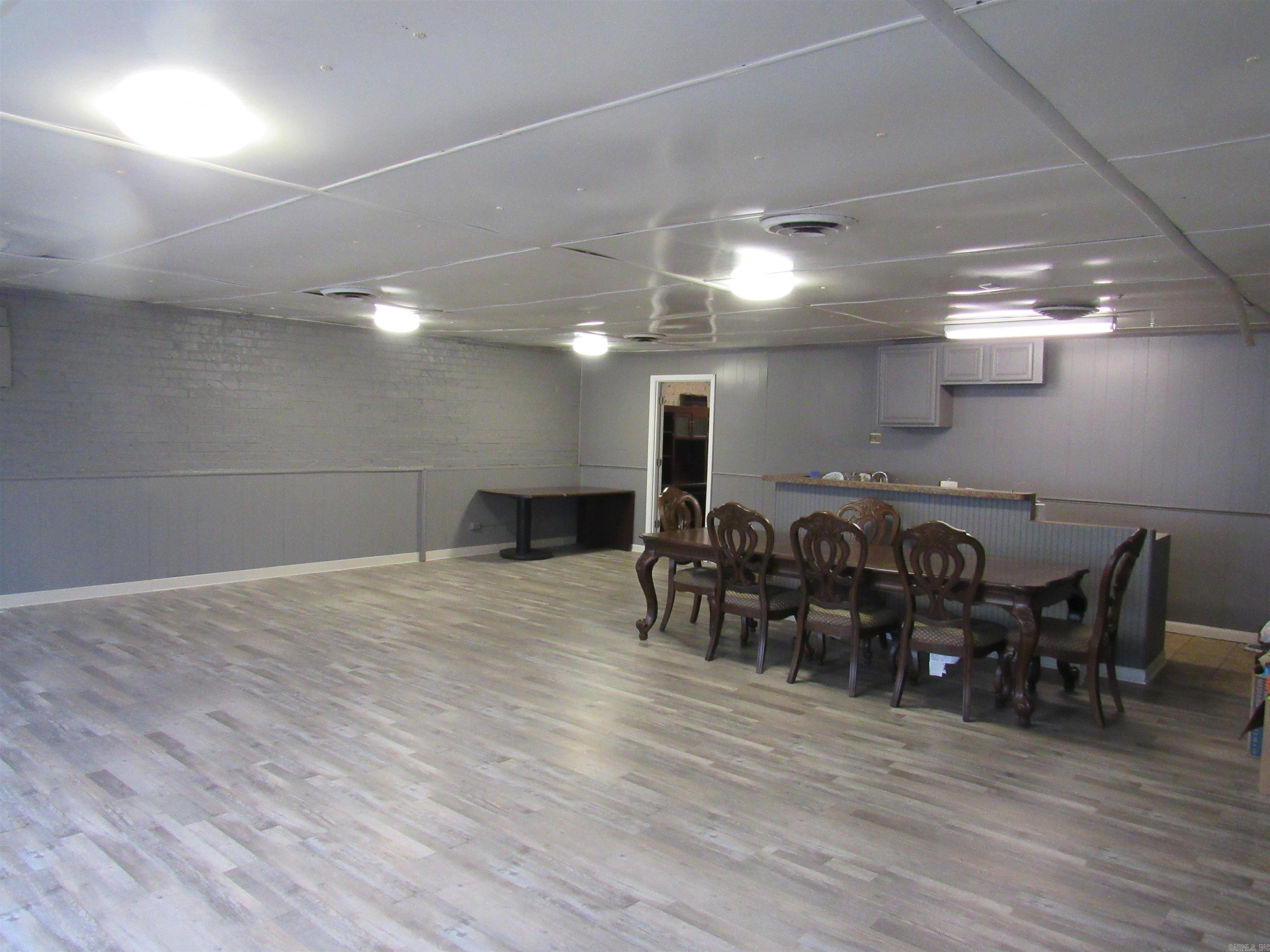 Metes & Bounds - Commercial Sale