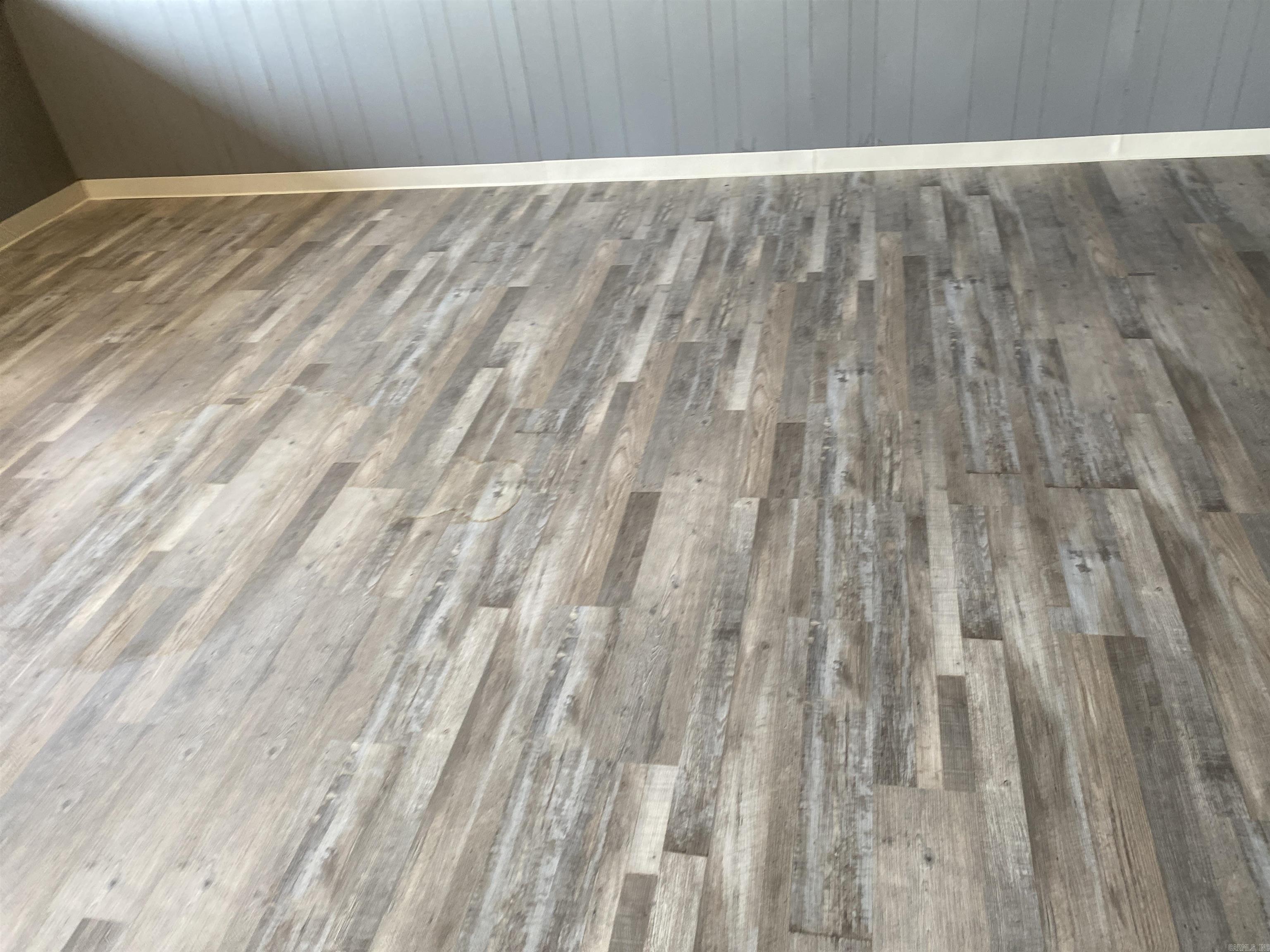 Metes & Bounds - Commercial Sale