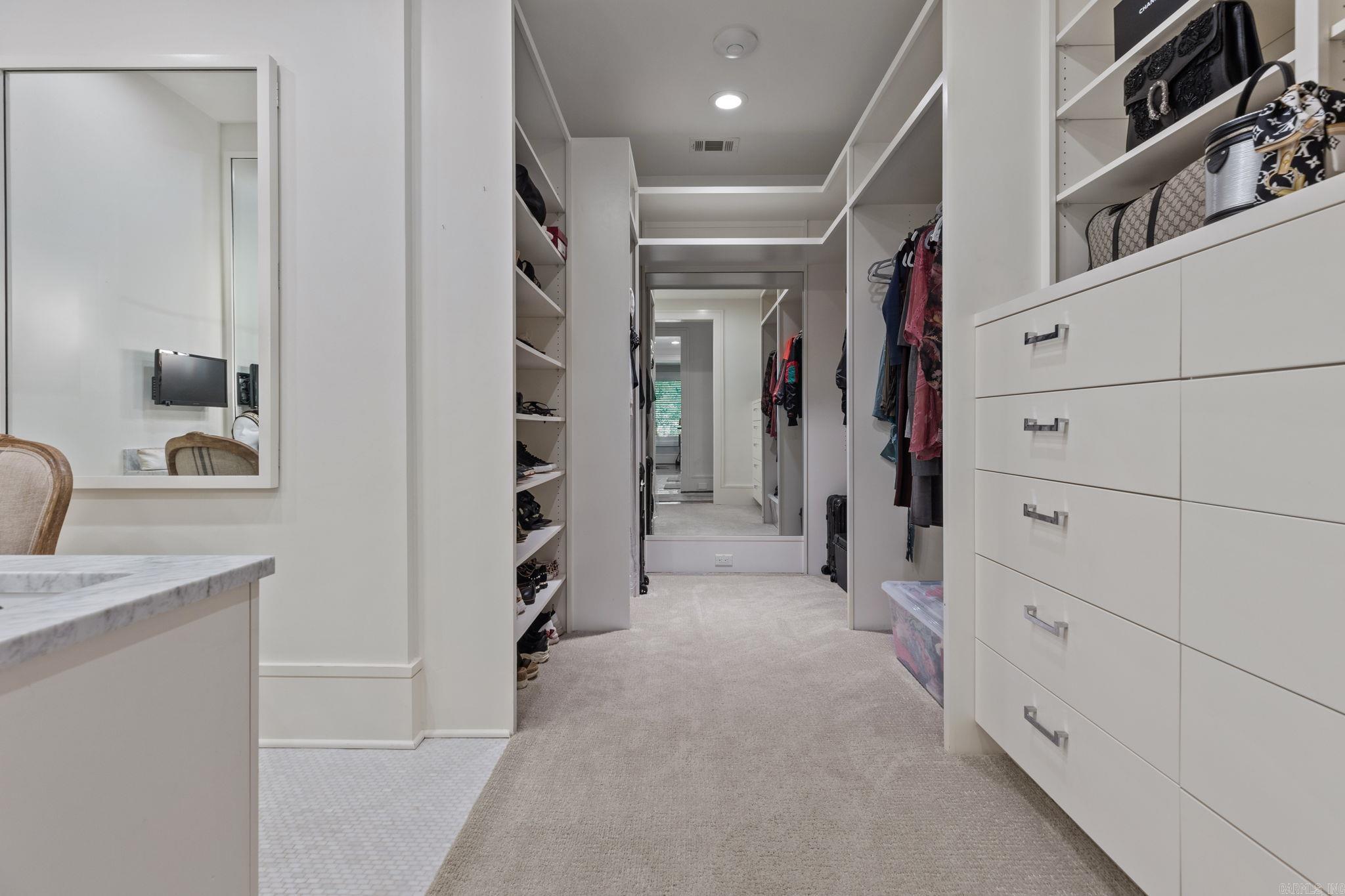 CLIFFEWOOD - Residential