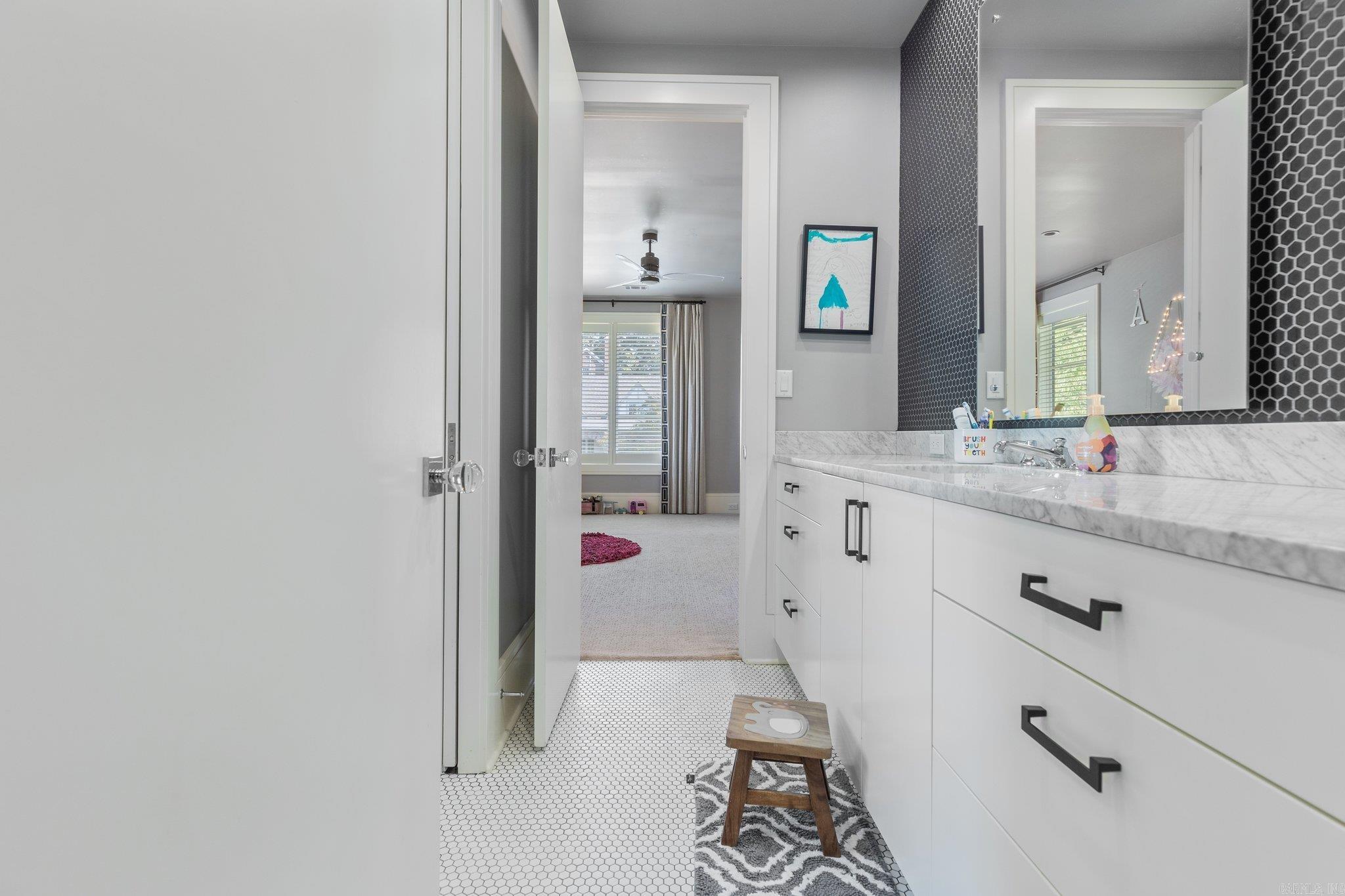 CLIFFEWOOD - Residential