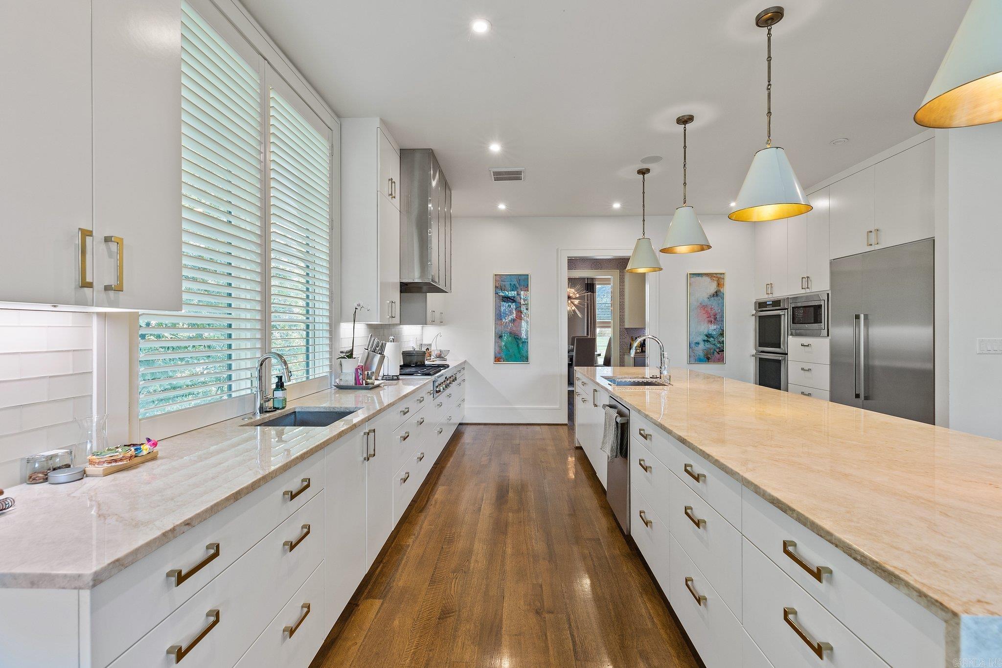 CLIFFEWOOD - Residential