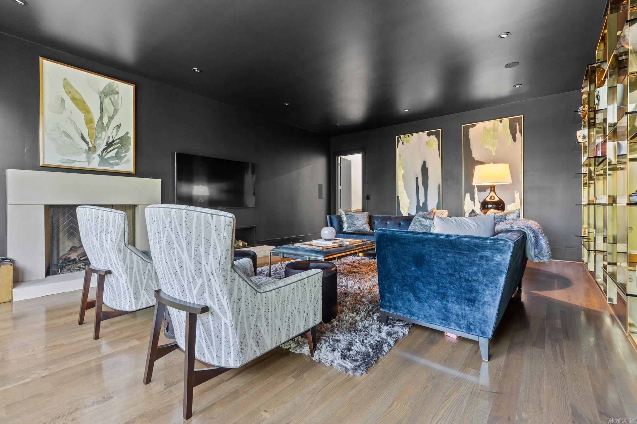 CLIFFEWOOD - Residential