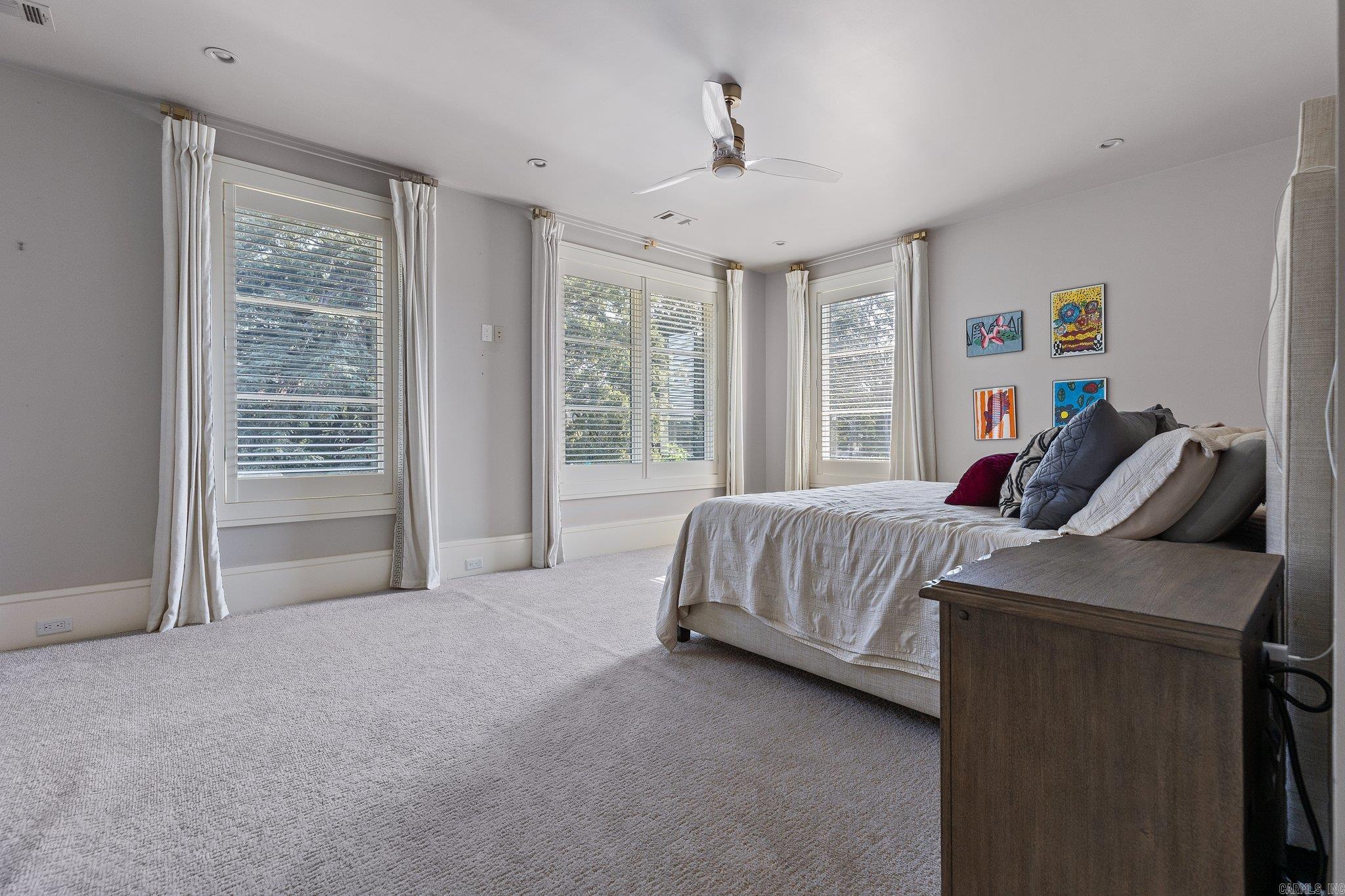 CLIFFEWOOD - Residential