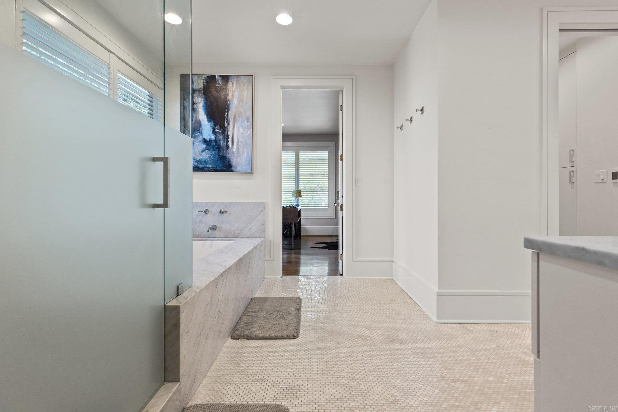 CLIFFEWOOD - Residential