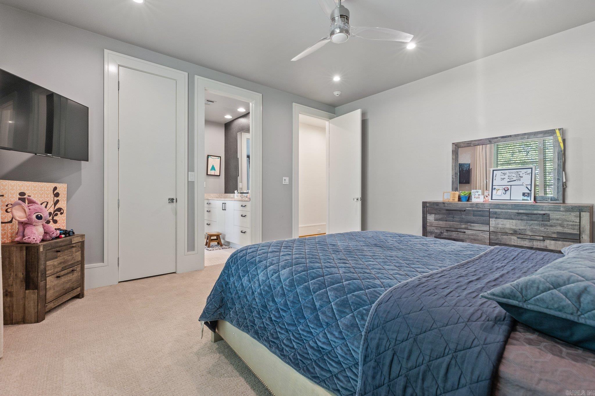 CLIFFEWOOD - Residential