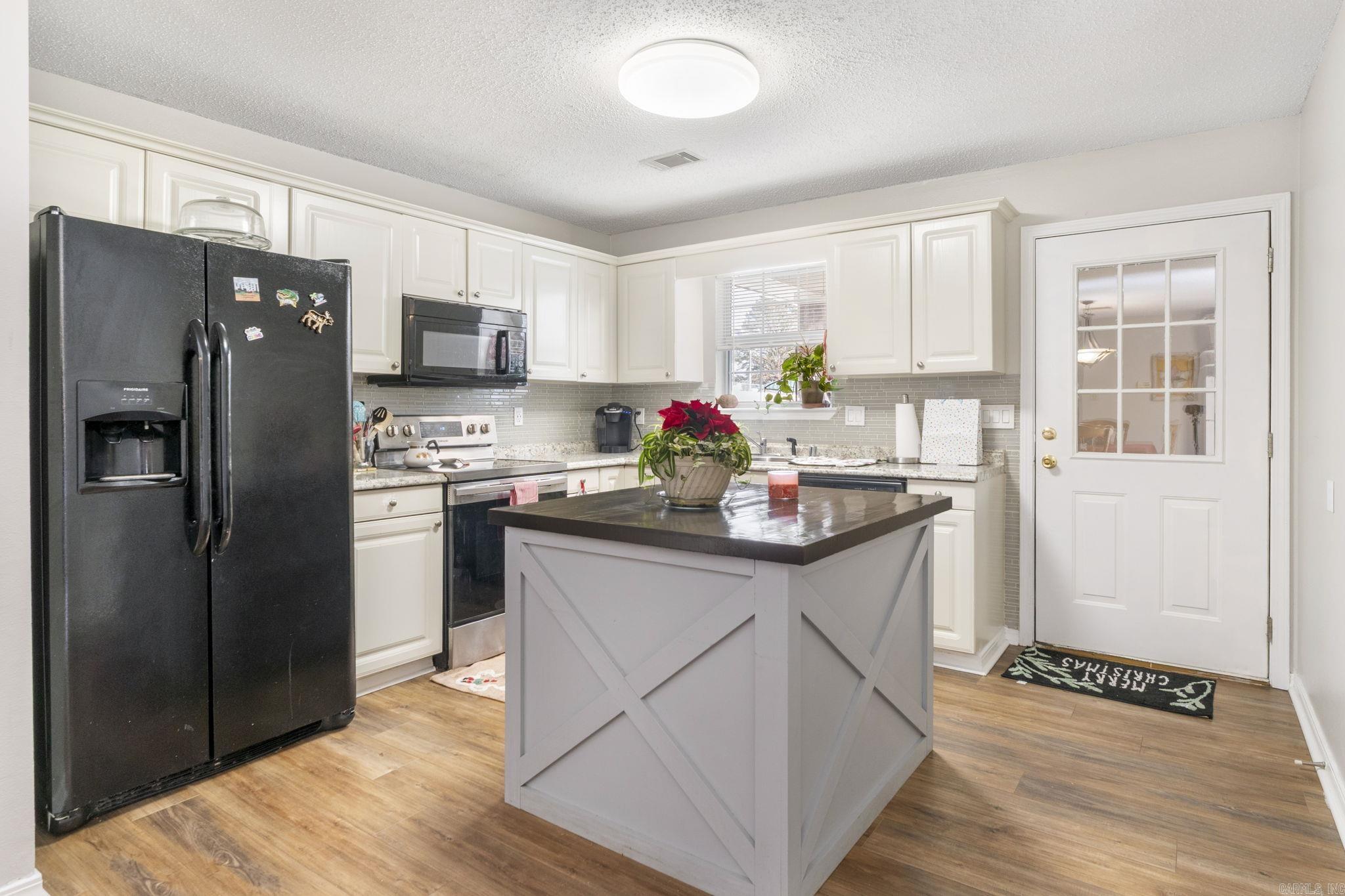 CARRIAGE COURTS - Residential