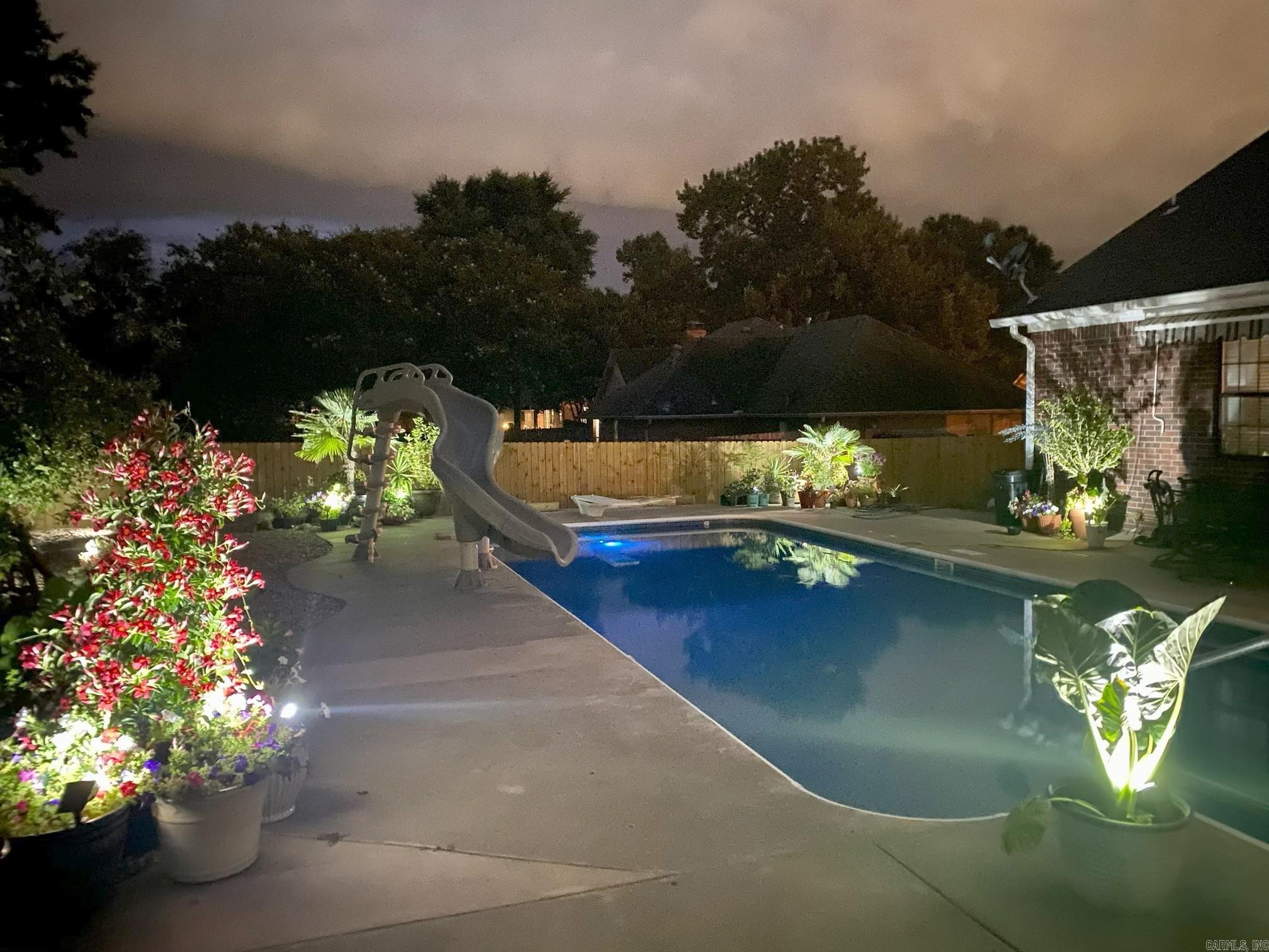 RICHARDSON PLACE - Residential