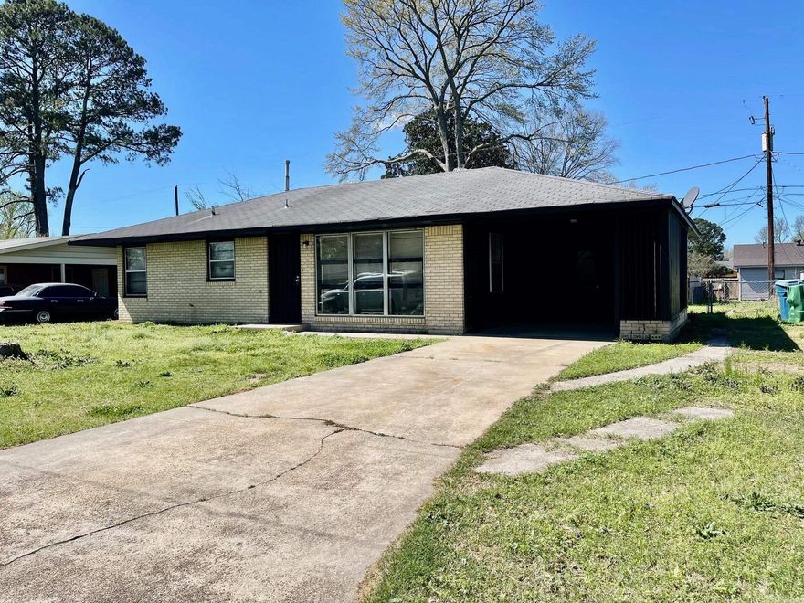 Nice family home with 3 bedrooms and 1 bathroom. One car carport. Extra storage room on the back of the house with covered front and back porches. Available now. 12 month lease, must be able to pass a background check and have a stable rental history. Please call with any questions.