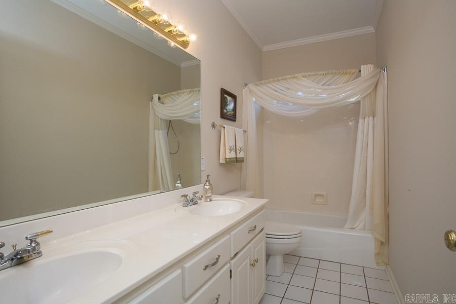 CHENAL VALLEY DUQUESNE COMMUNITY - Residential