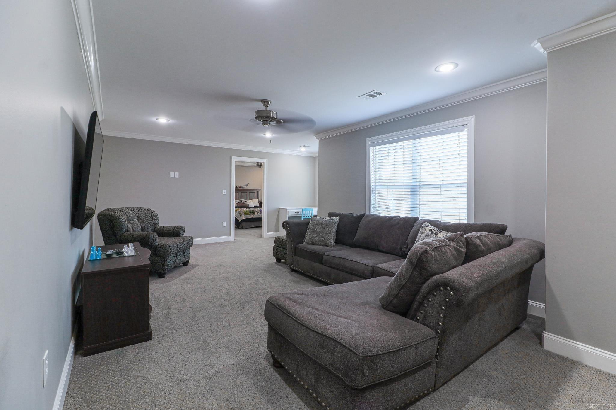BARRINGTON PARK - Residential