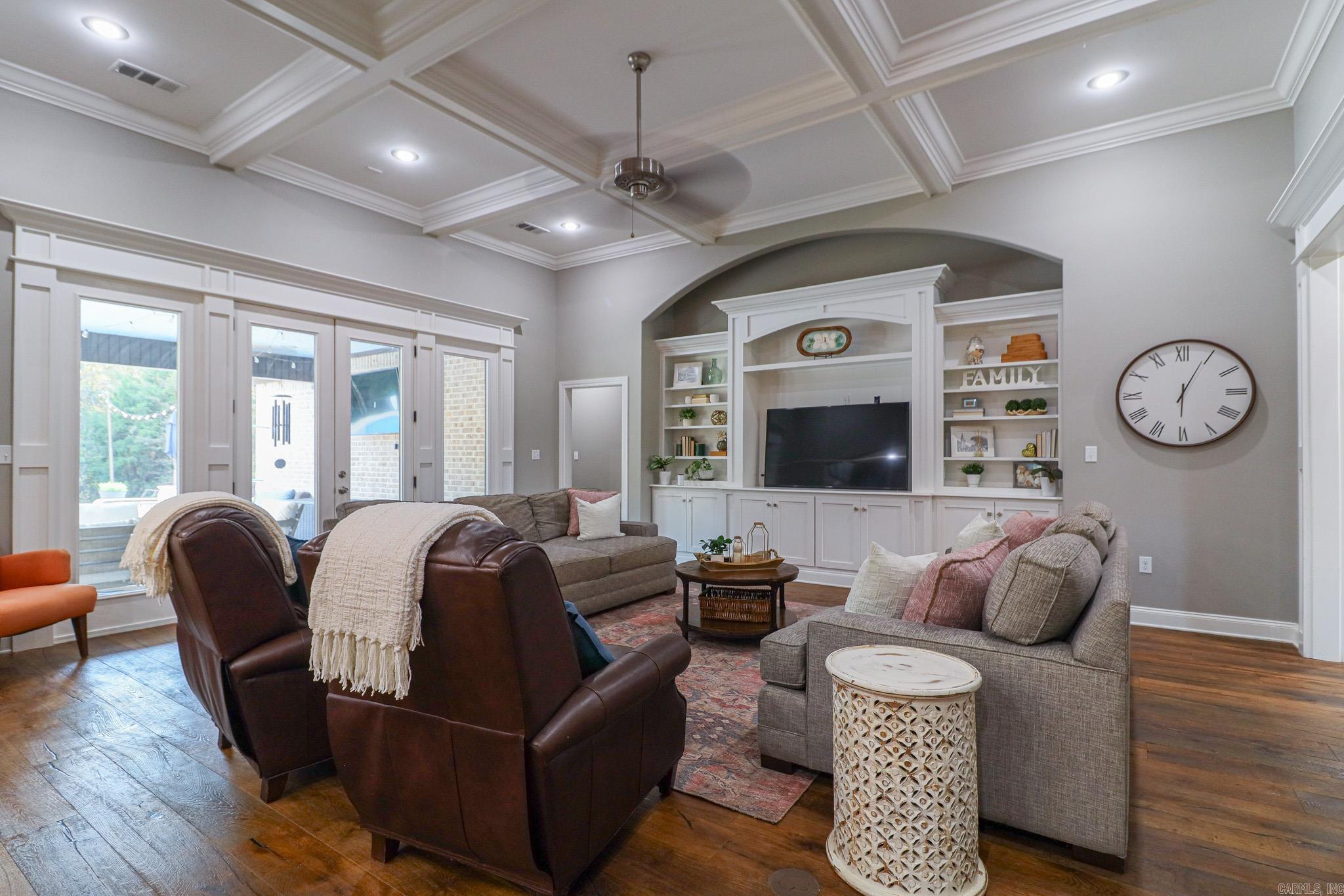 BARRINGTON PARK - Residential