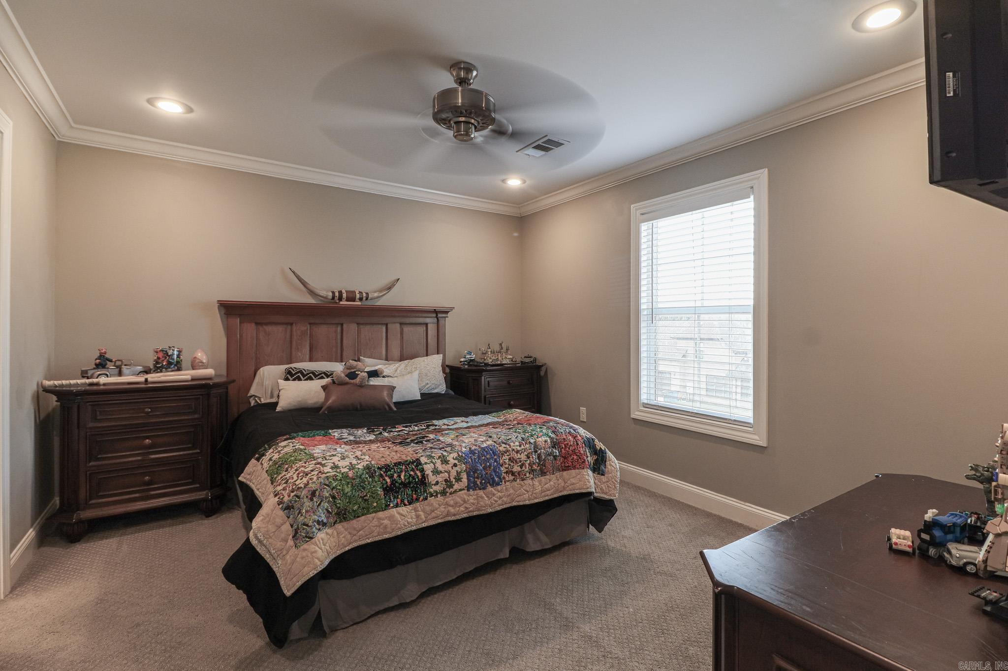 BARRINGTON PARK - Residential
