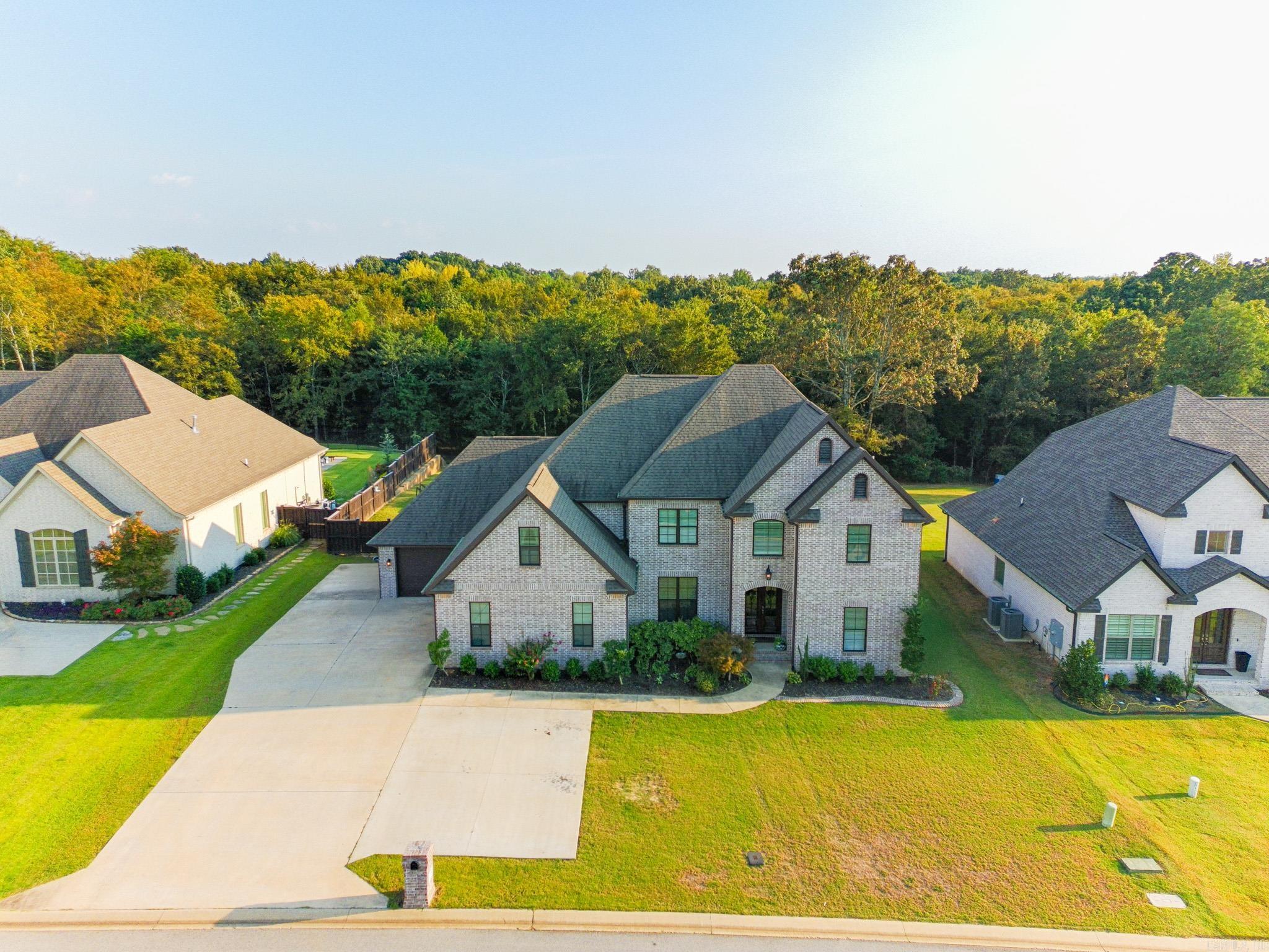 BARRINGTON PARK - Residential