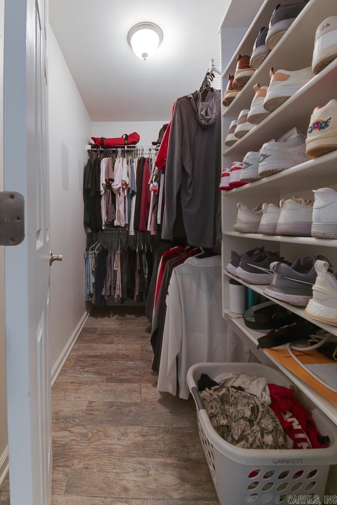 SILVER STREAK - Residential