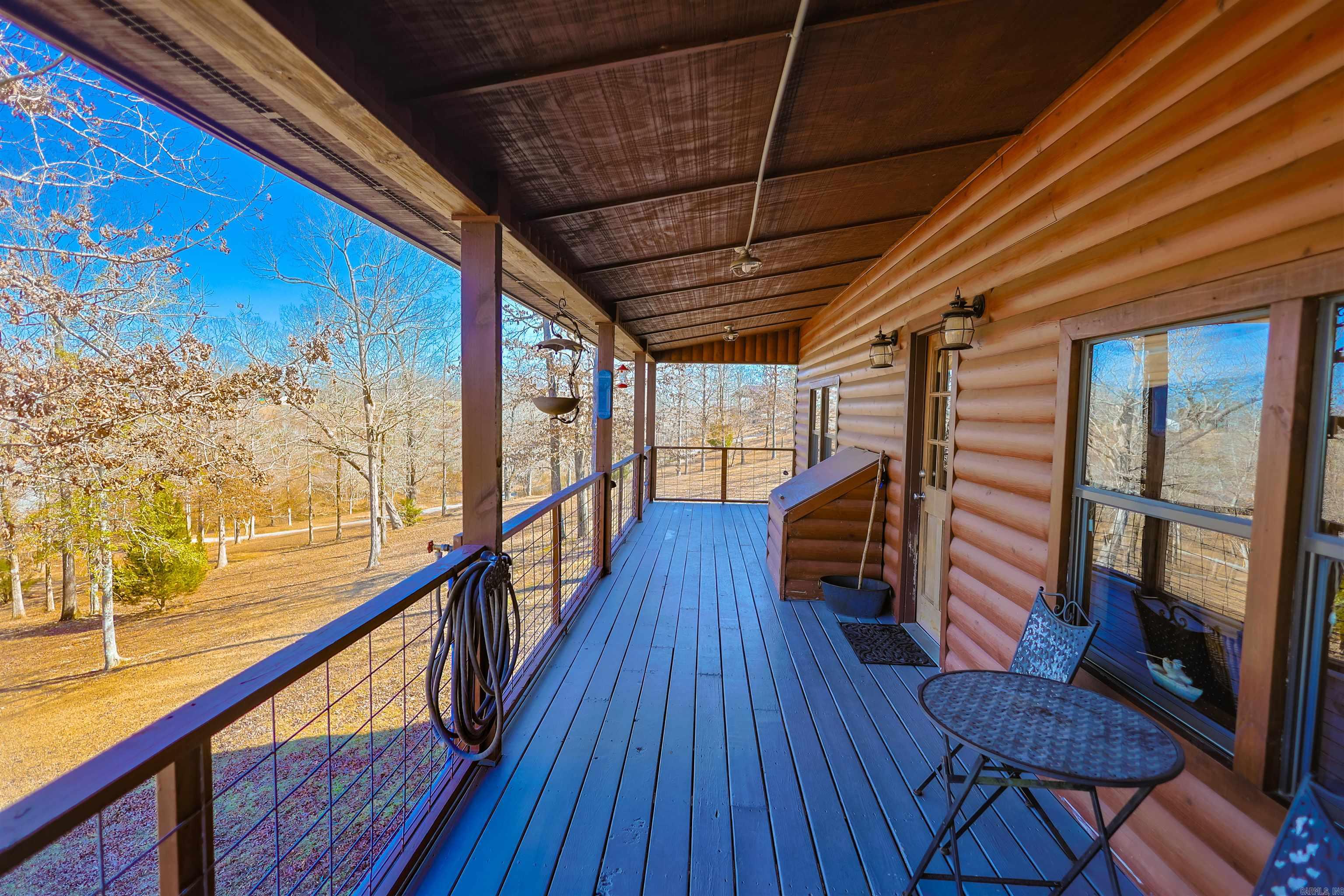 RIVERCHASE - Residential