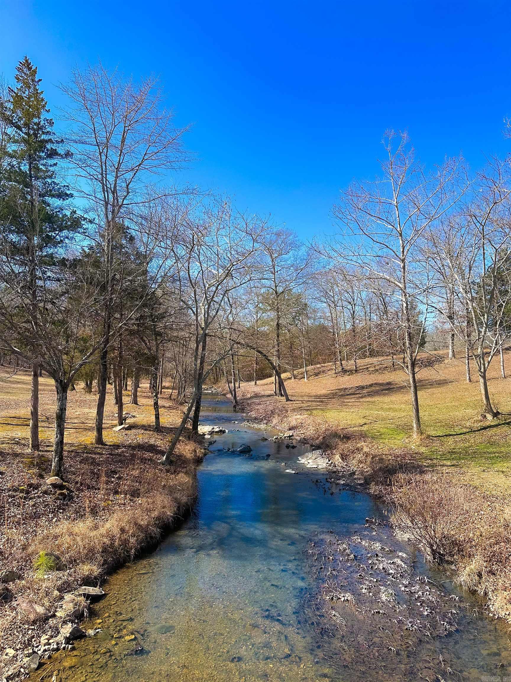 RIVERCHASE - Residential