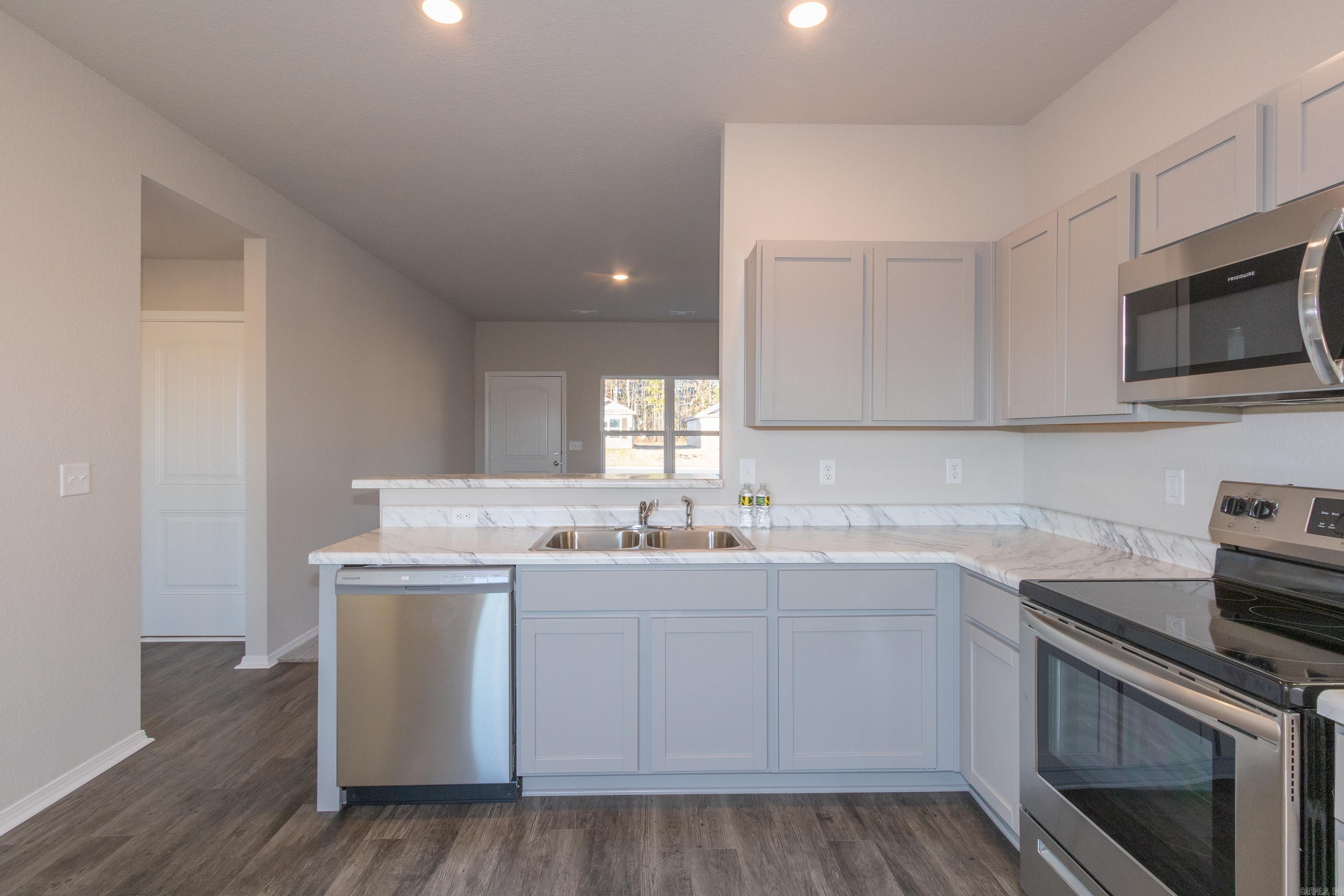 SPRINGLAKE TRAILS - Residential