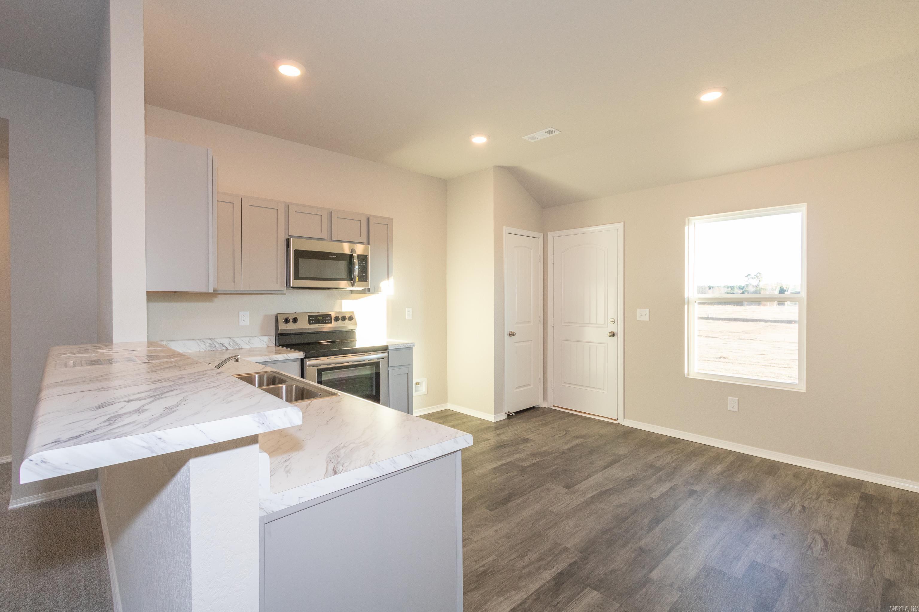 SPRINGLAKE TRAILS - Residential