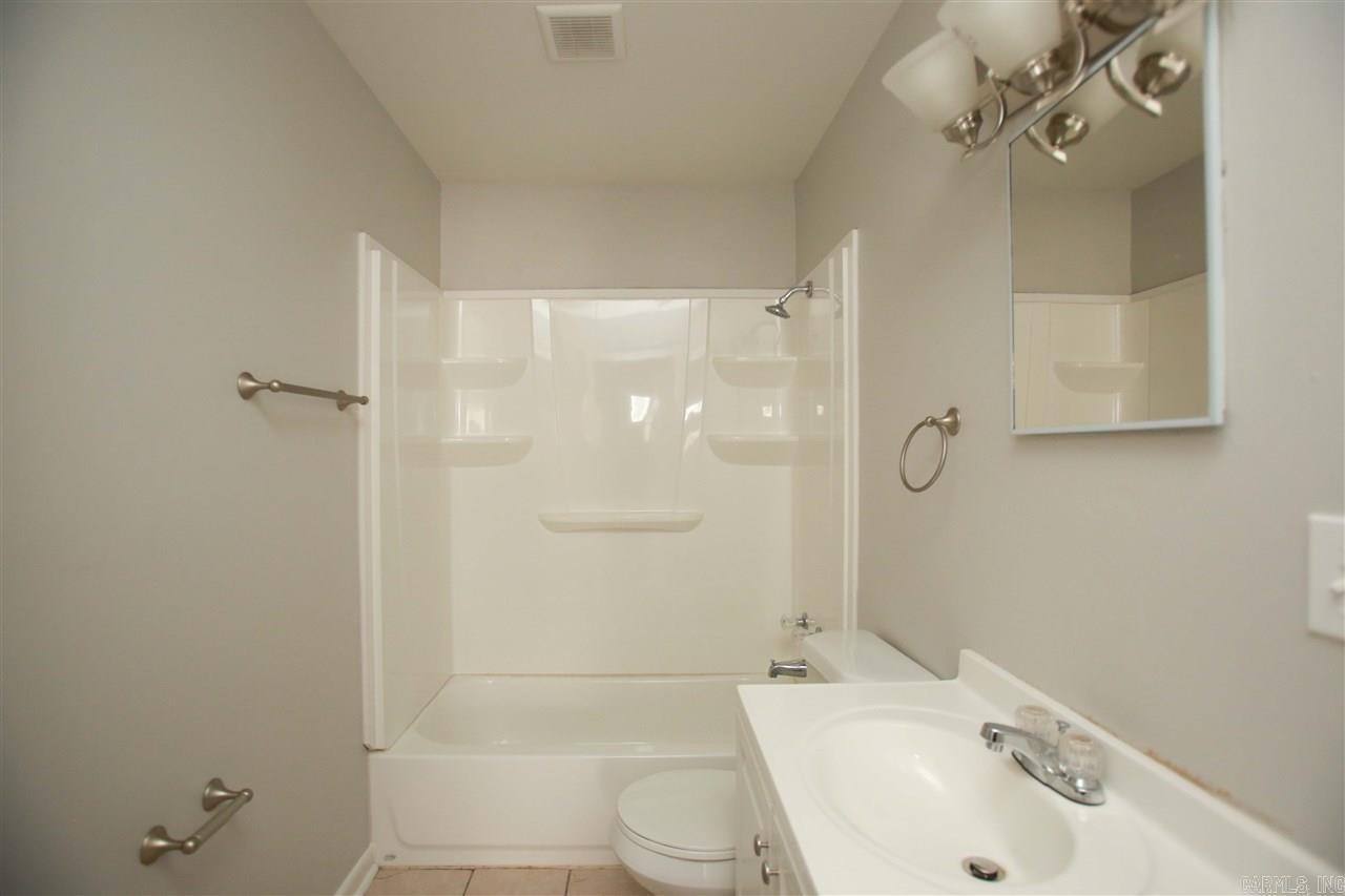 Lake View - Residential Lease